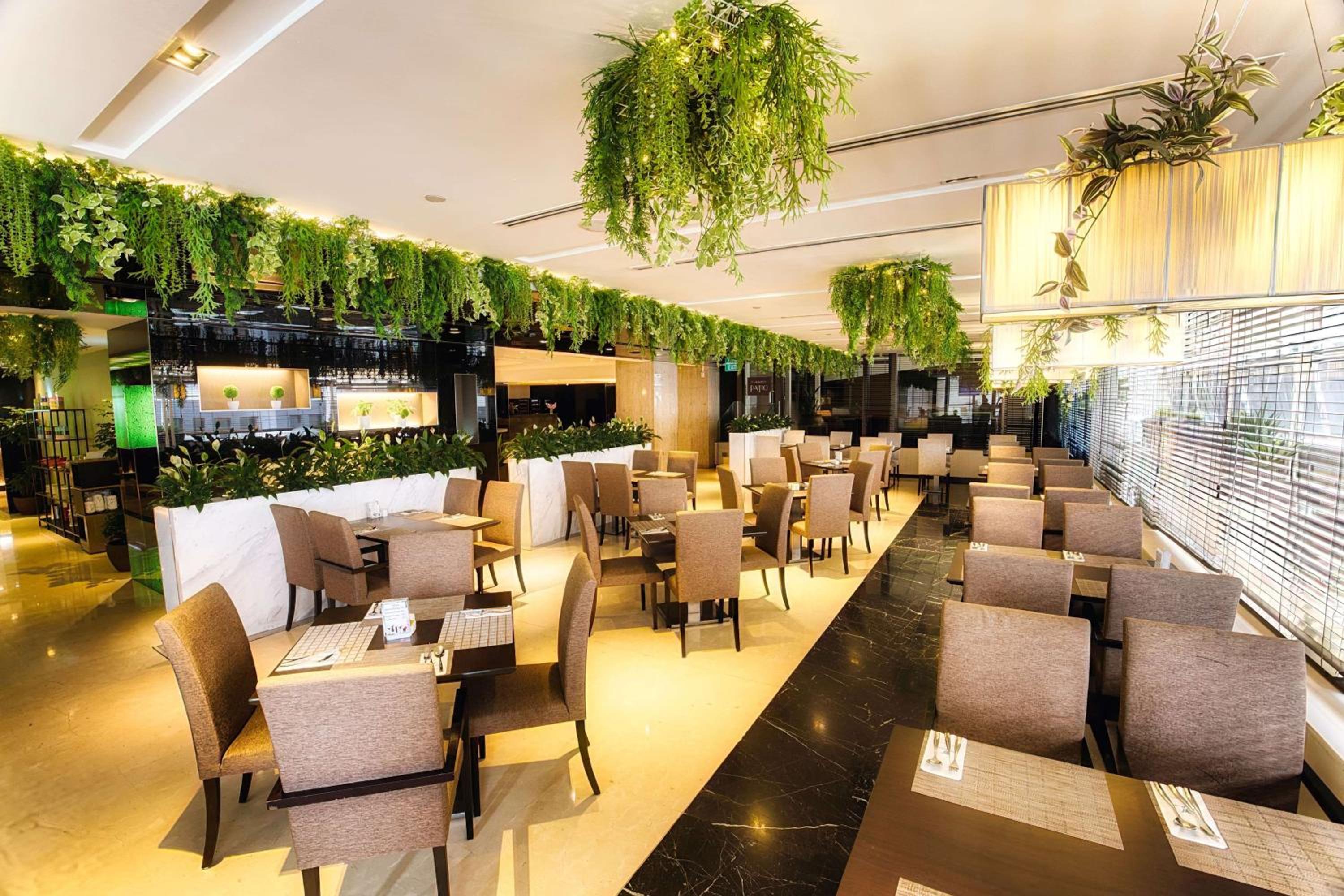Singapore Vacations - Peninsula Excelsior Singapore, A Wyndham Hotel - Property Image 3
