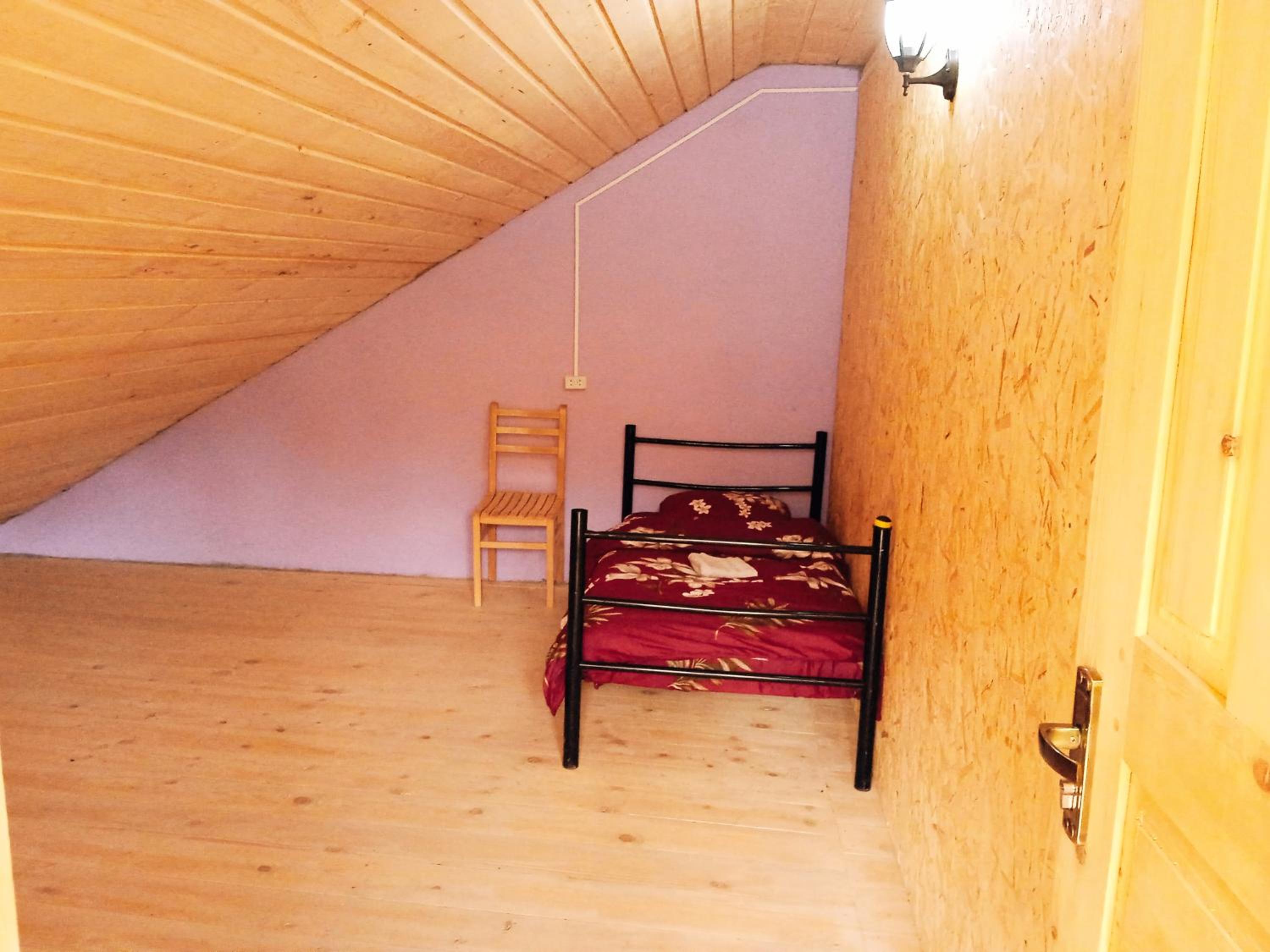 Elos Guesthouse