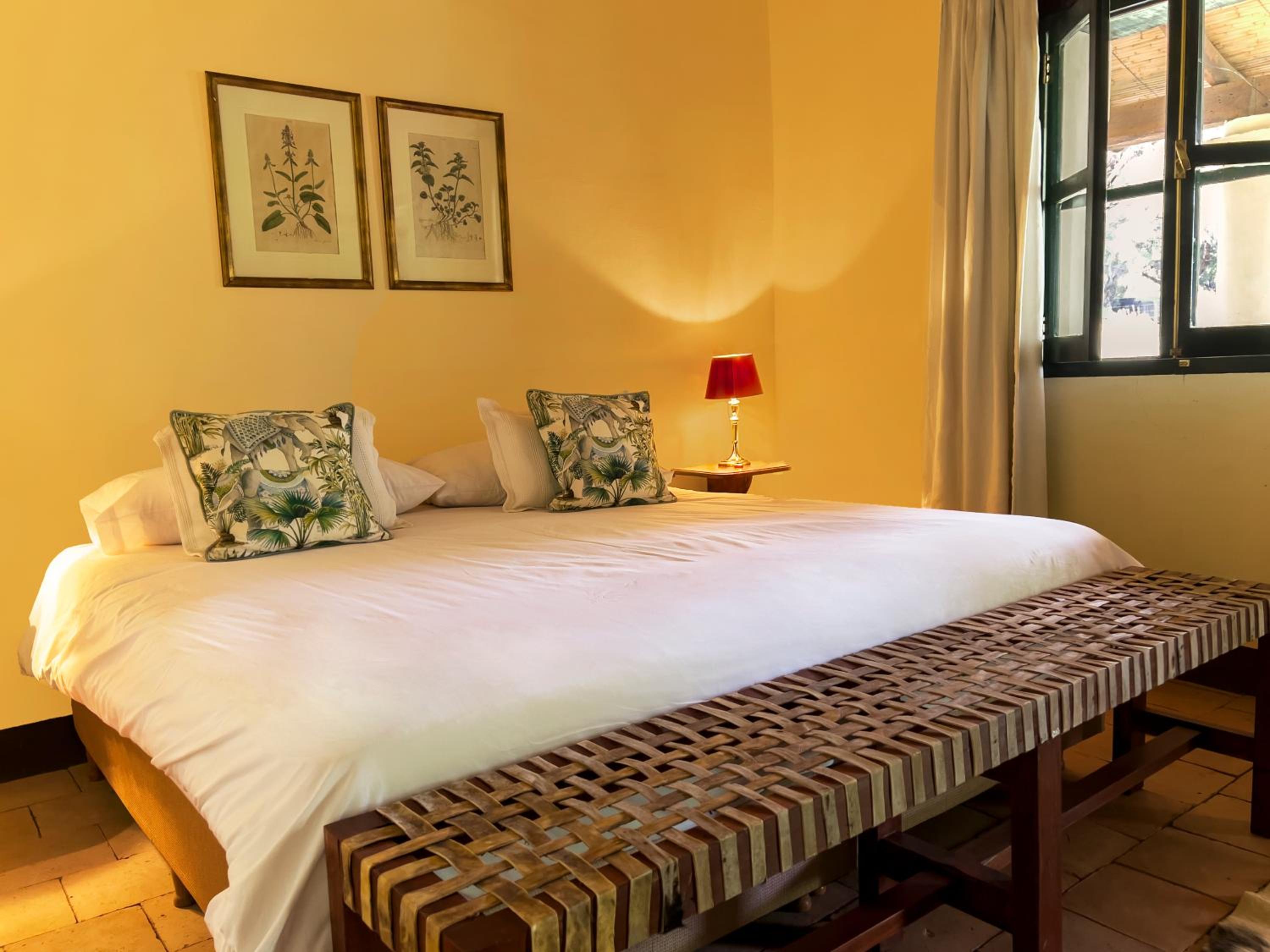 Estancia Banda Grande - horse & hiking safaris