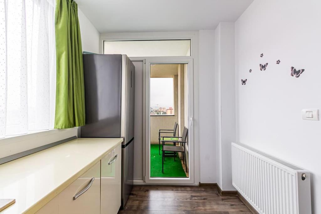 FLH - Green Apartment