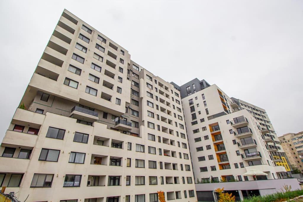 FLH - Green Apartment