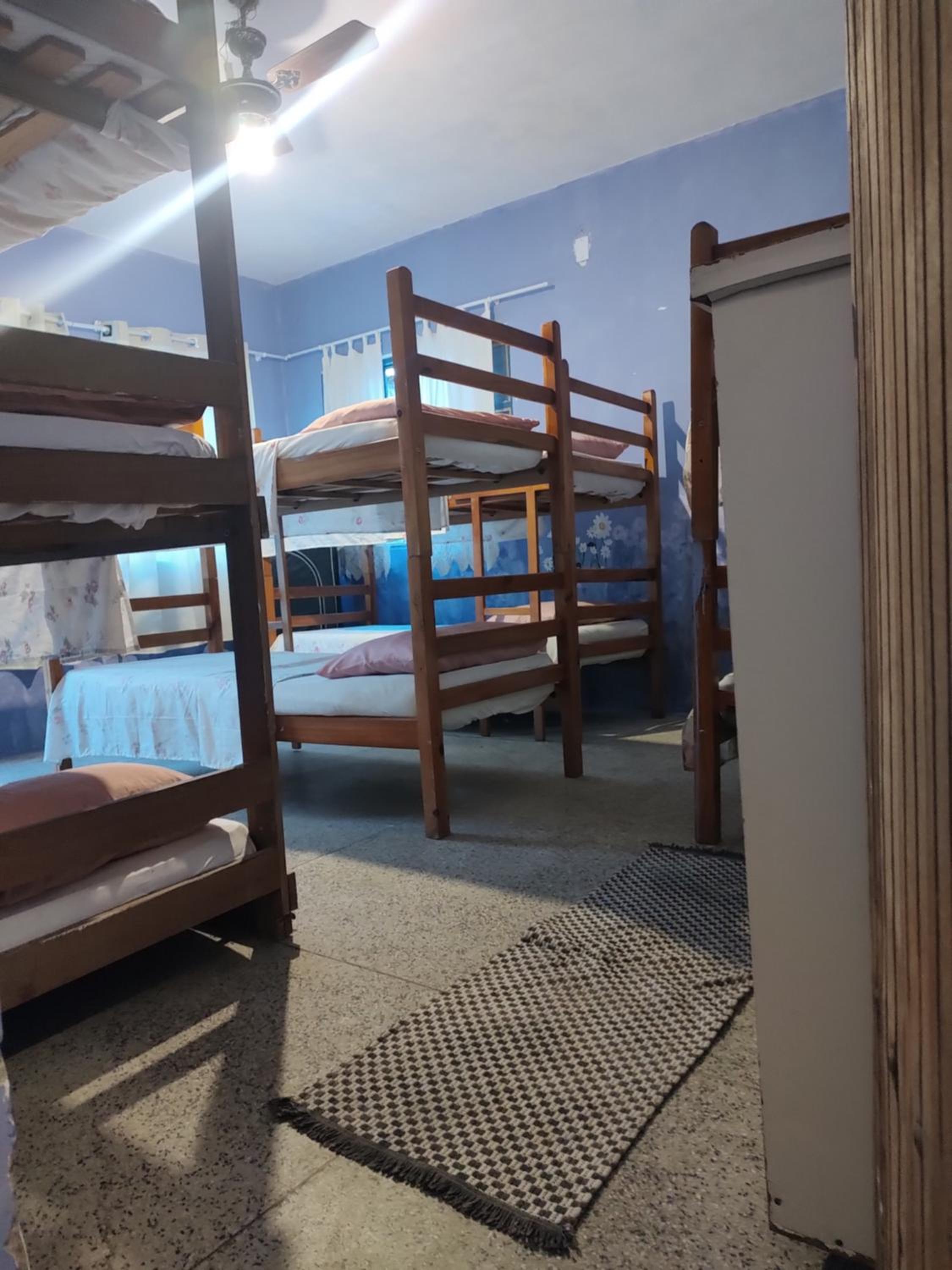 Casa Da Diva 4 dormitorio margarida 10 pessoas frente a praia do pontal no centro