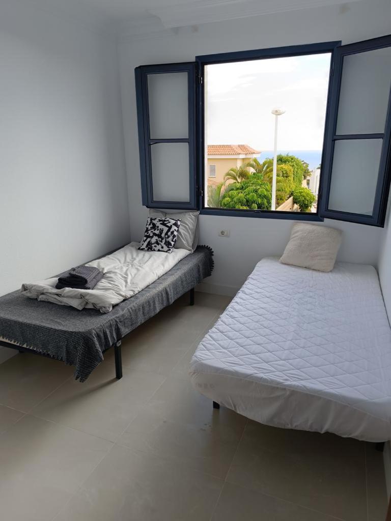 Villa-CostaAdeje-3BR-Balcony-WiFi-Parking