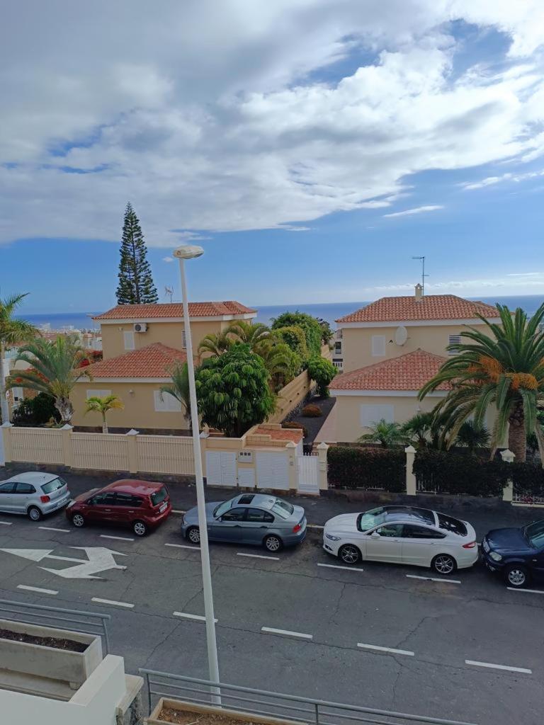 Villa-CostaAdeje-3BR-Balcony-WiFi-Parking