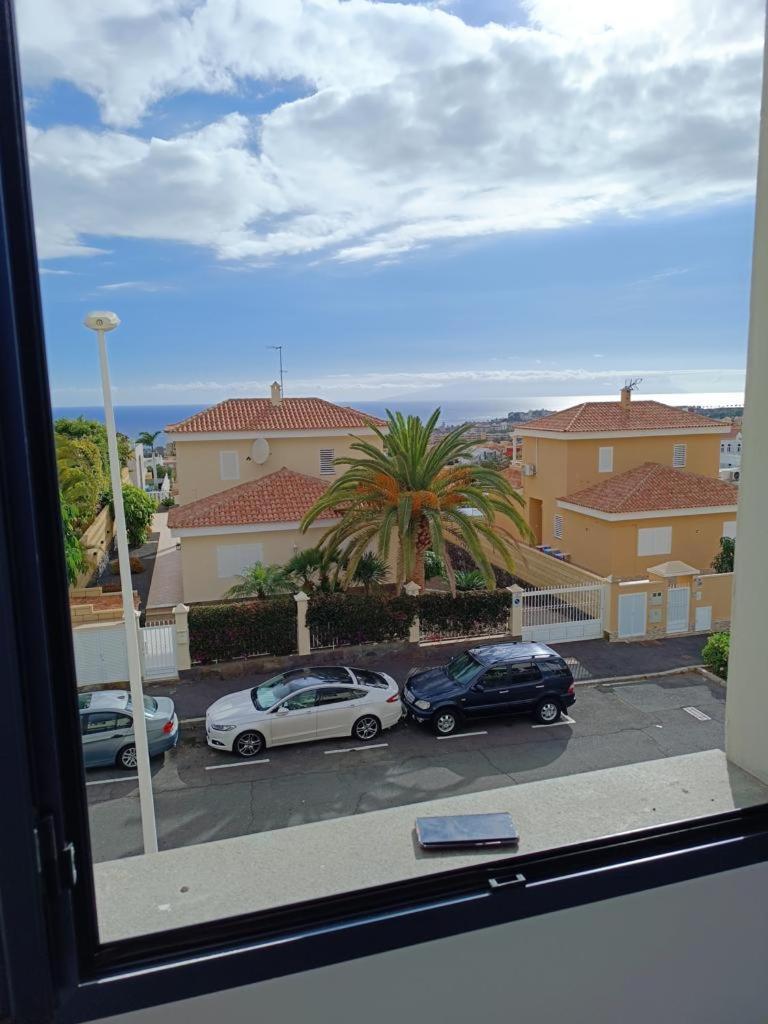 Villa-CostaAdeje-3BR-Balcony-WiFi-Parking