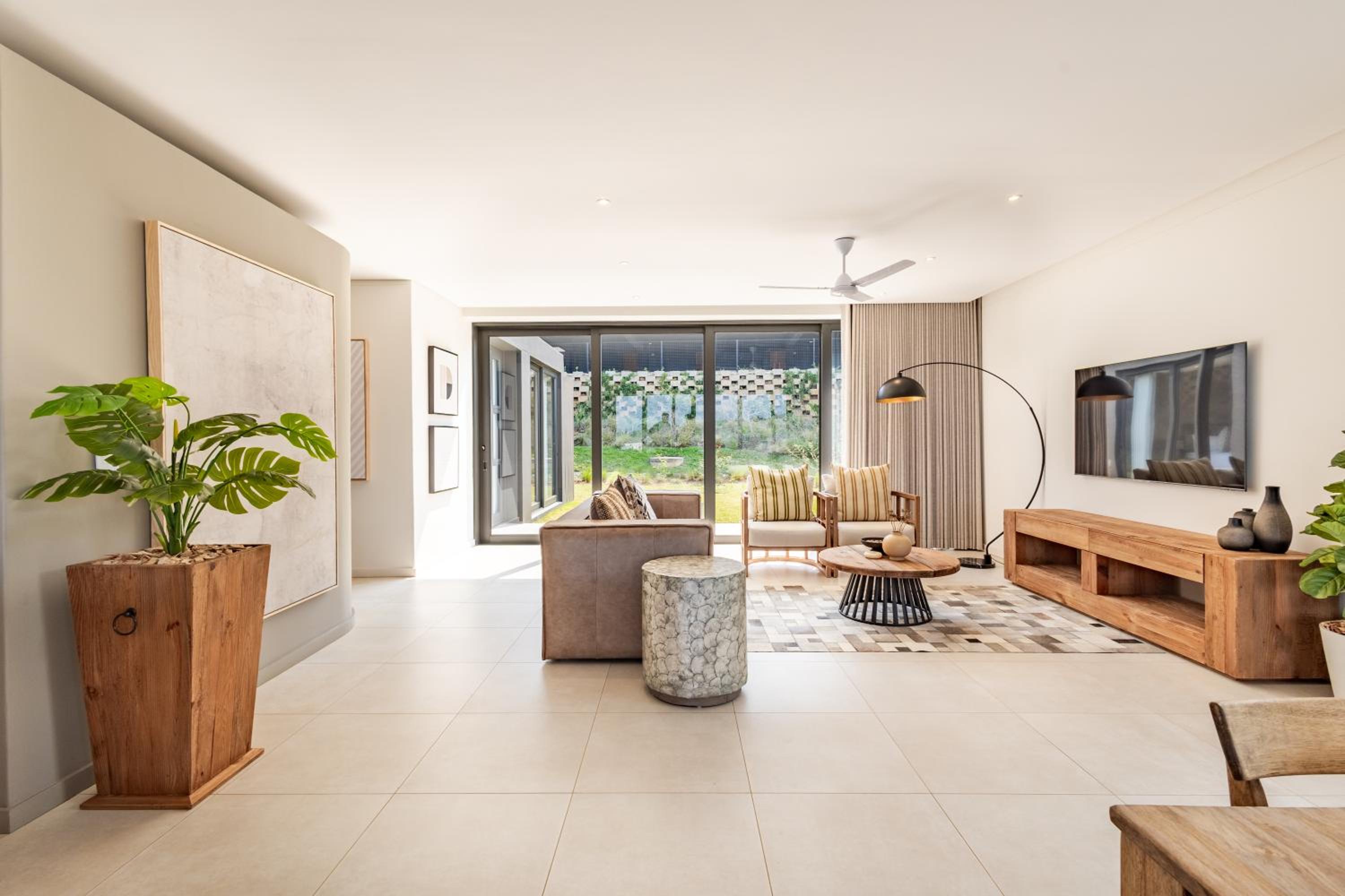 Valley Views Luxury Homes view 3