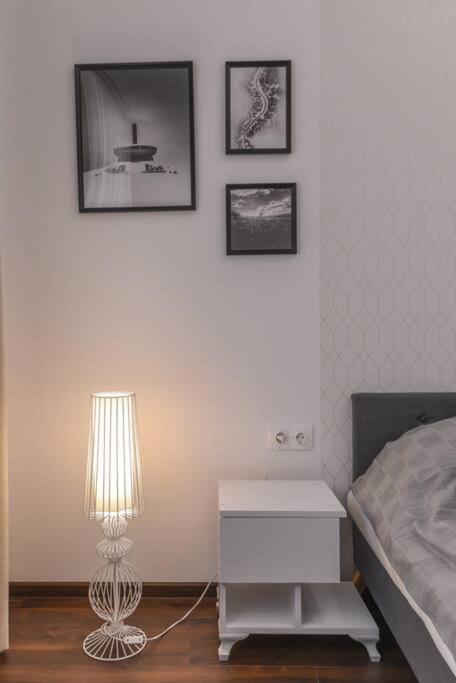 NDK 2 bedroom Central Apartment