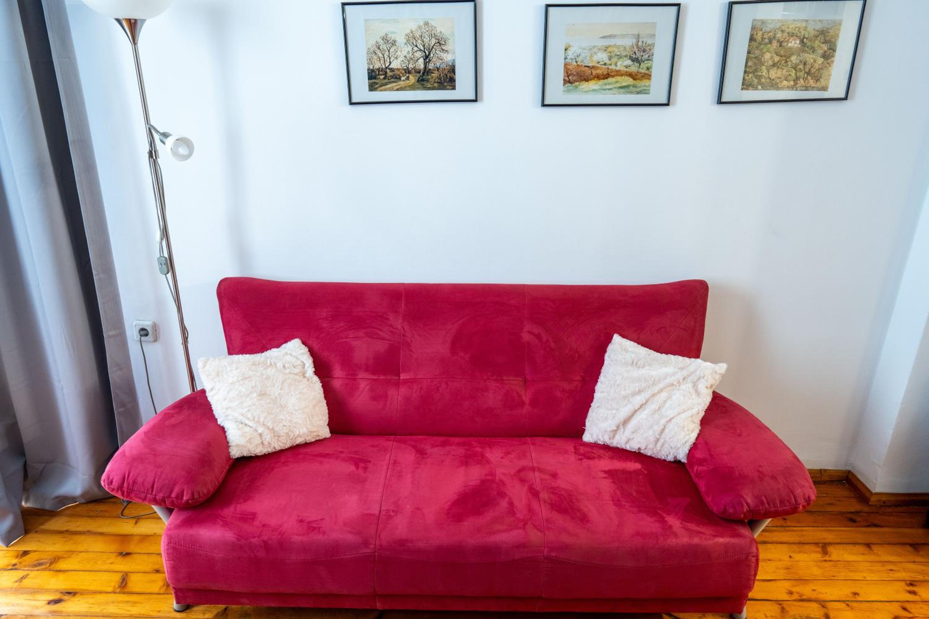 Red Sofa NDK City Retreat