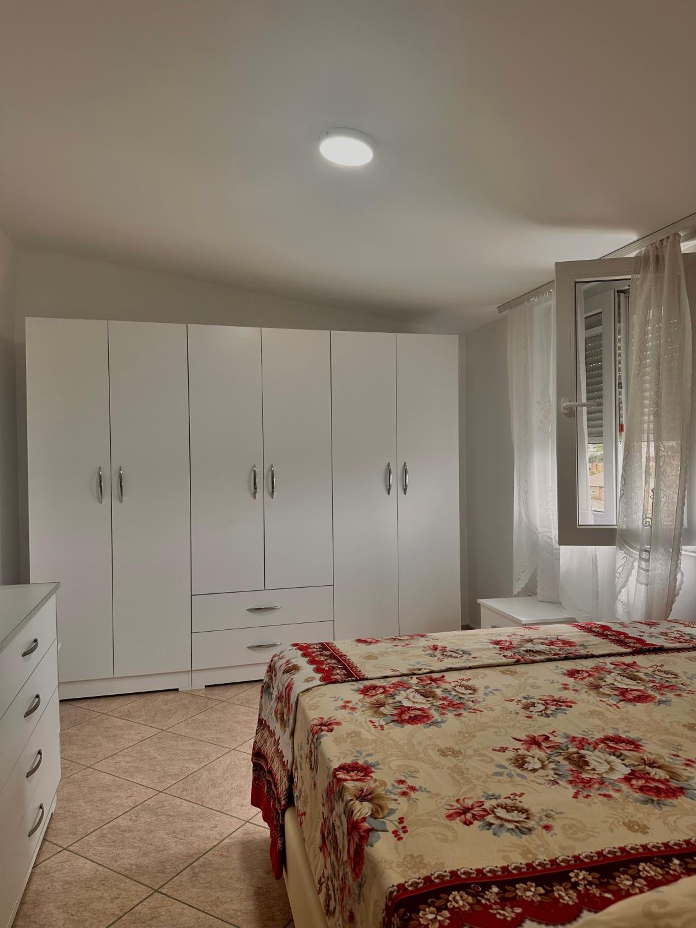 Grand House Apartment