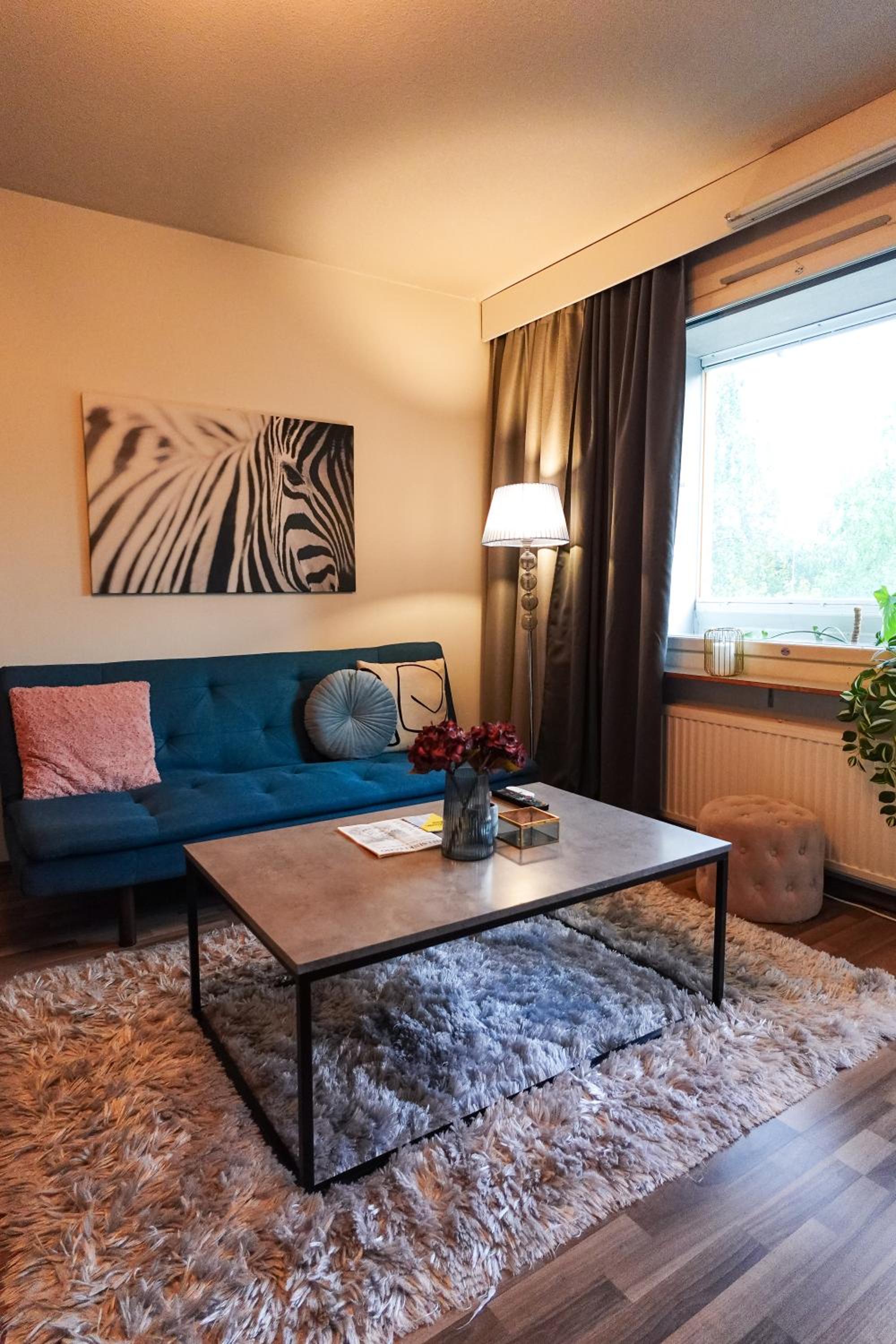 GuestFirst- Family Retreat Near Train & Kuusijärvi Lake view 2