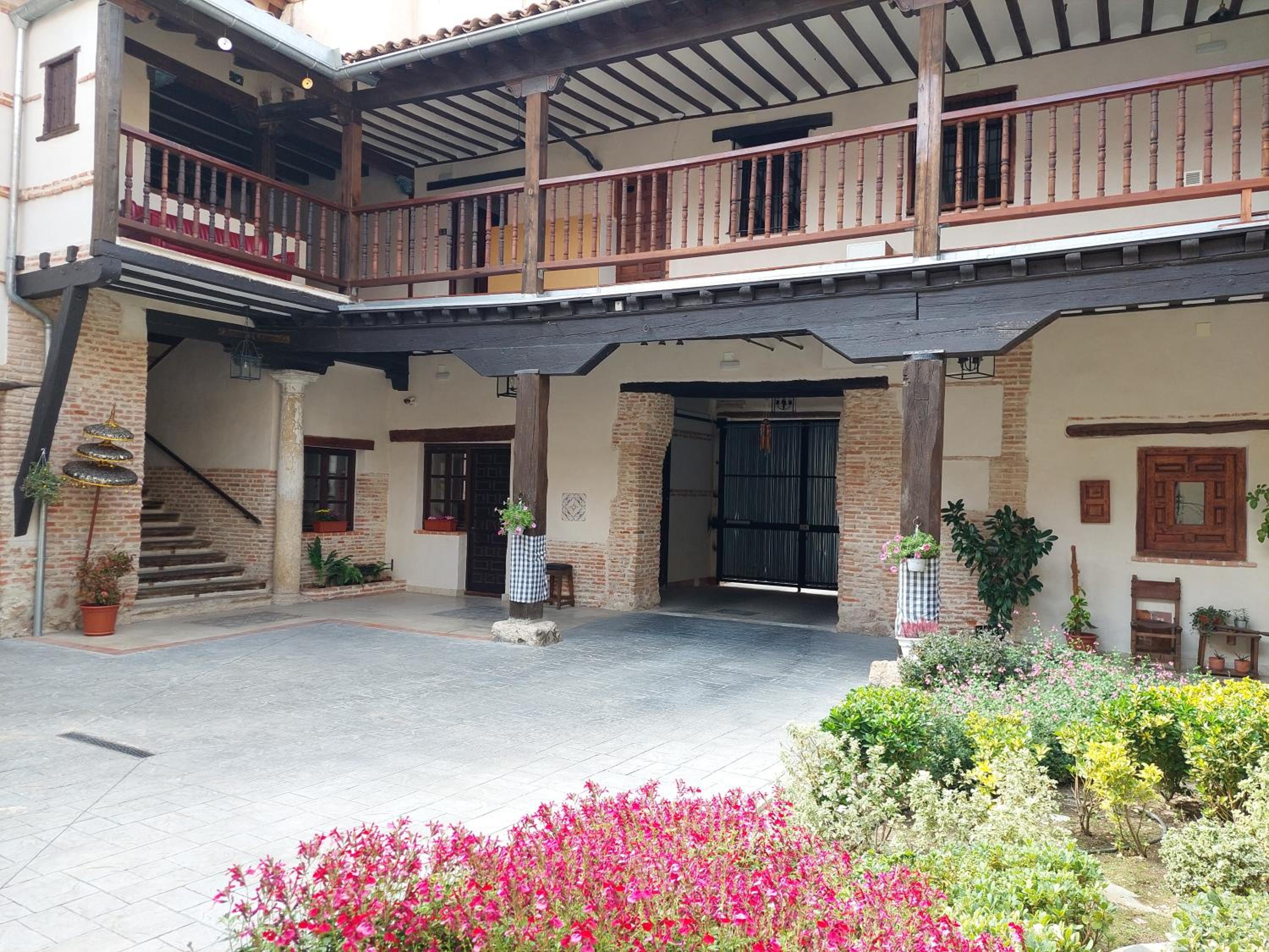 Alcala De Henares Vacations - La Casona del Asno - Property Image 7