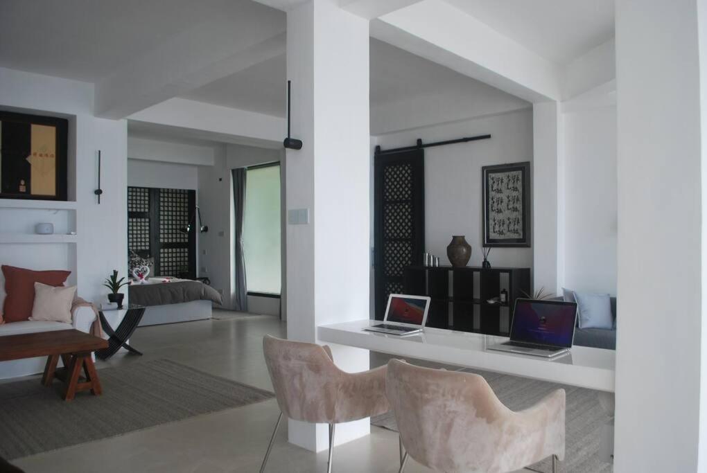 Stunning luxe 220sm villa by the sea entirely private with own pool, Busuanga - 13