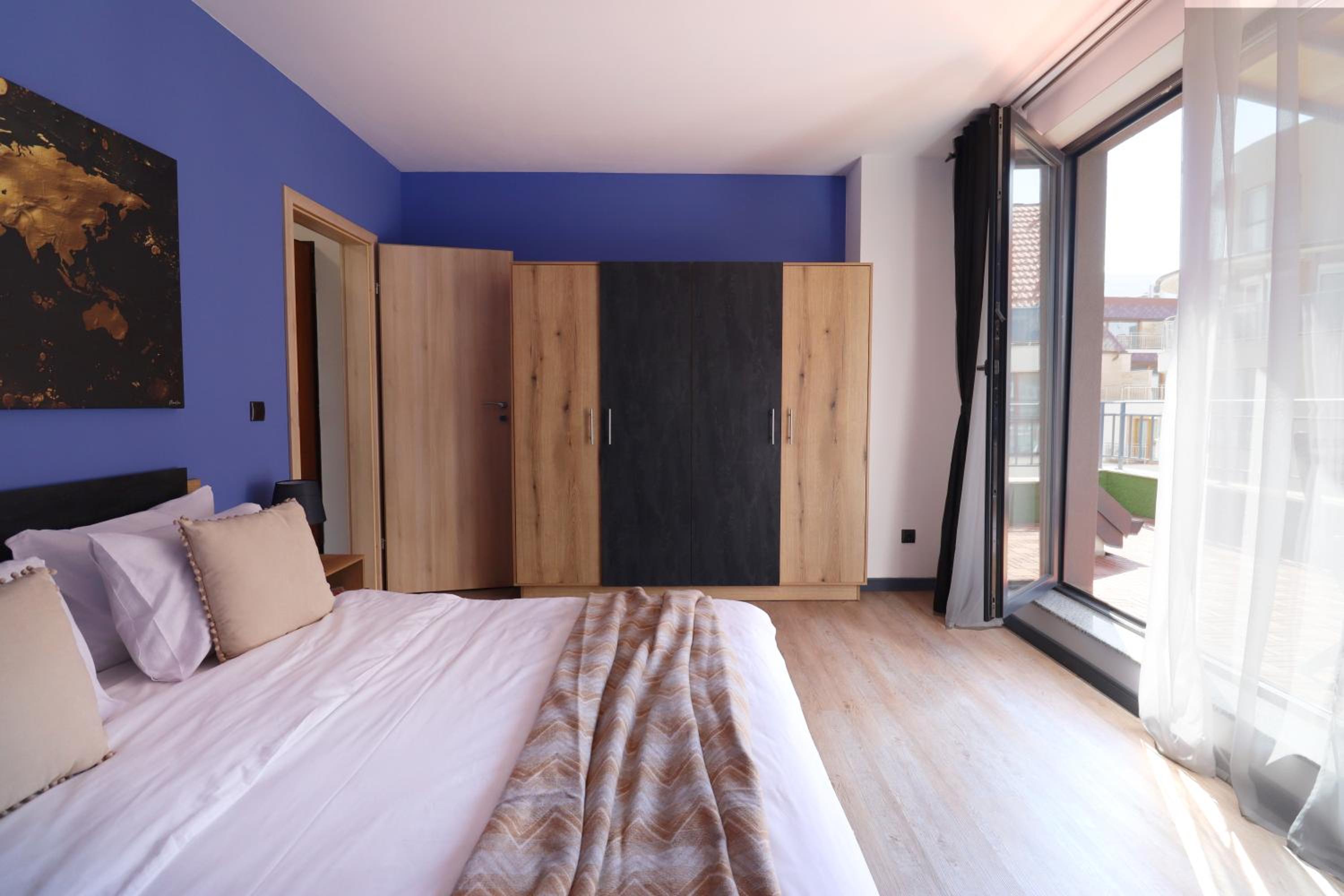 New Sofia Sunset 1BDRM, Free Parking and Terrace