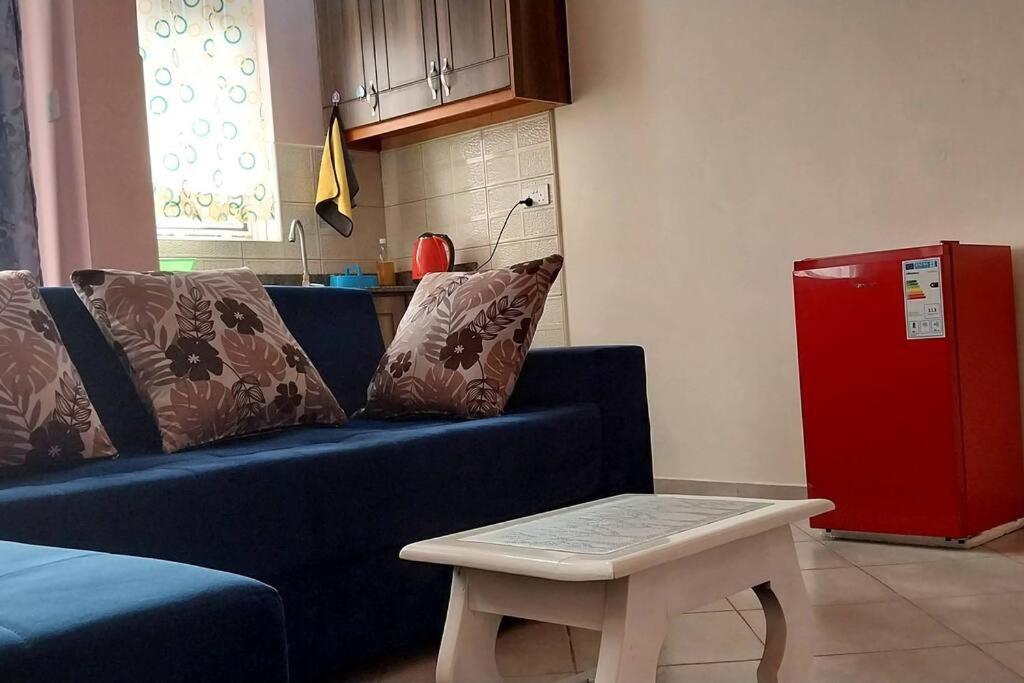Pal House 1