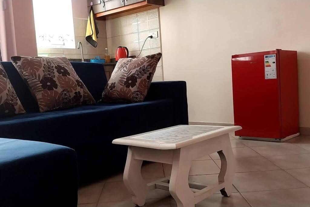Pal House 1