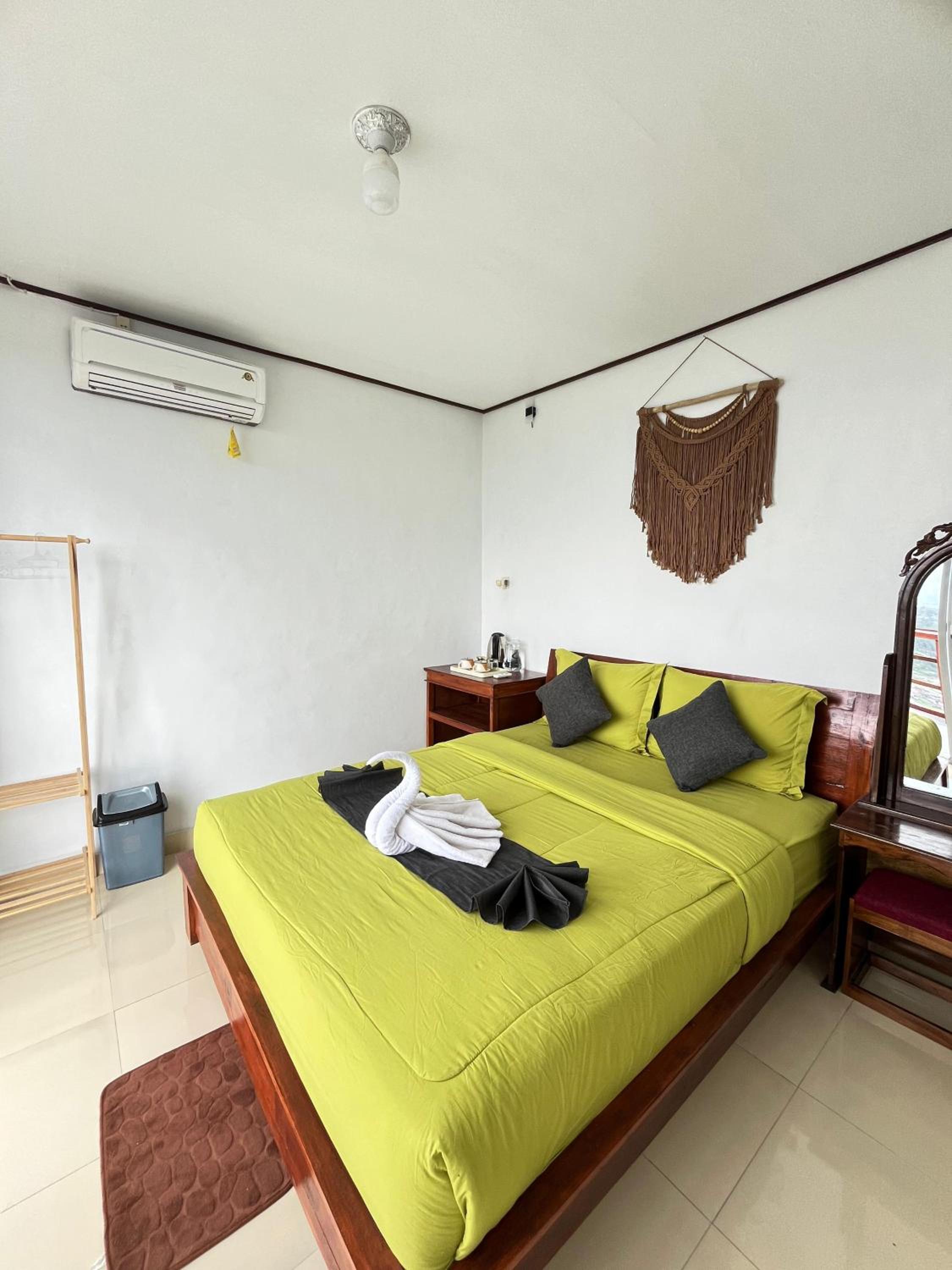 pinggan box glamping