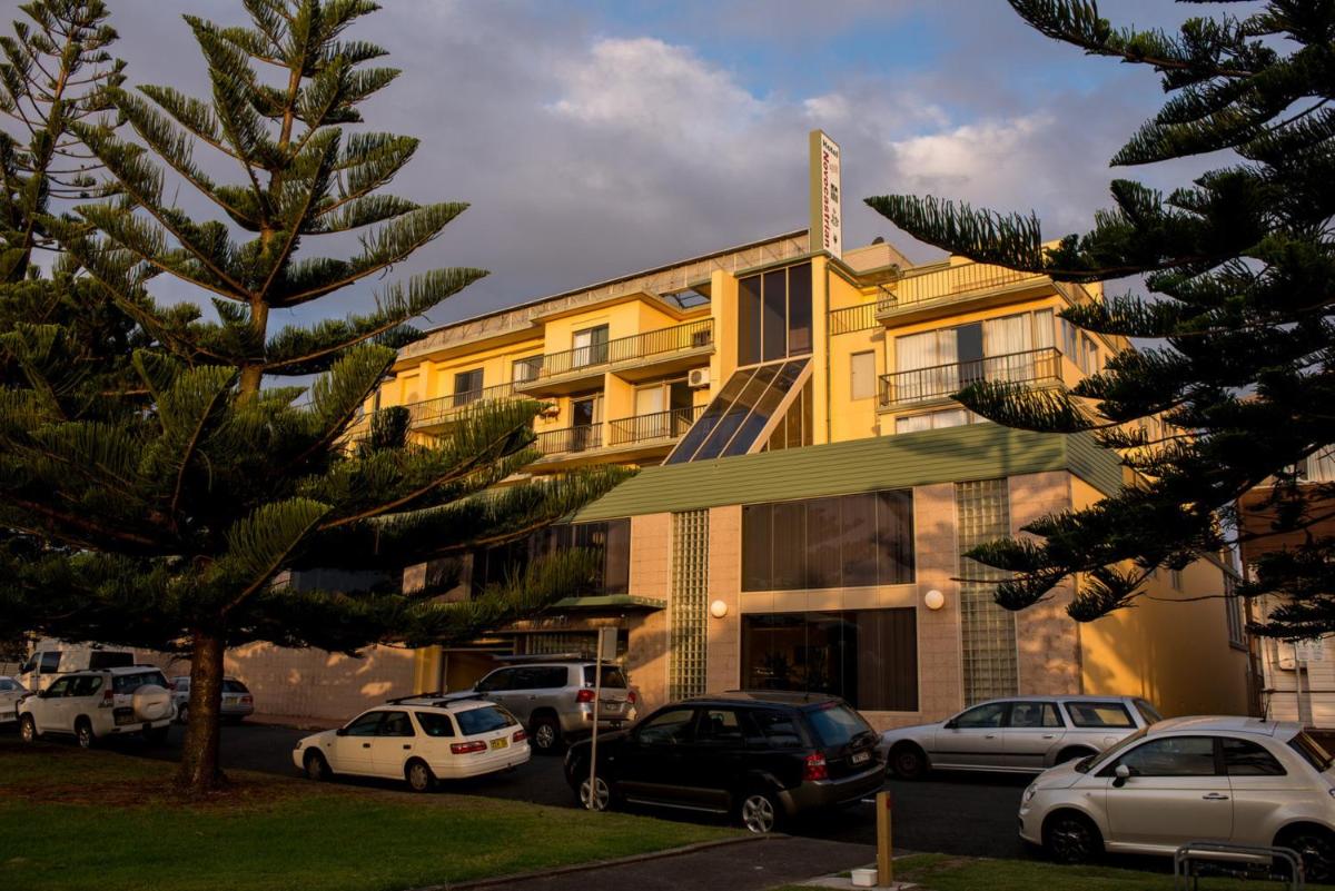 Hotel Alloggio Newcastle Beach - Image 1