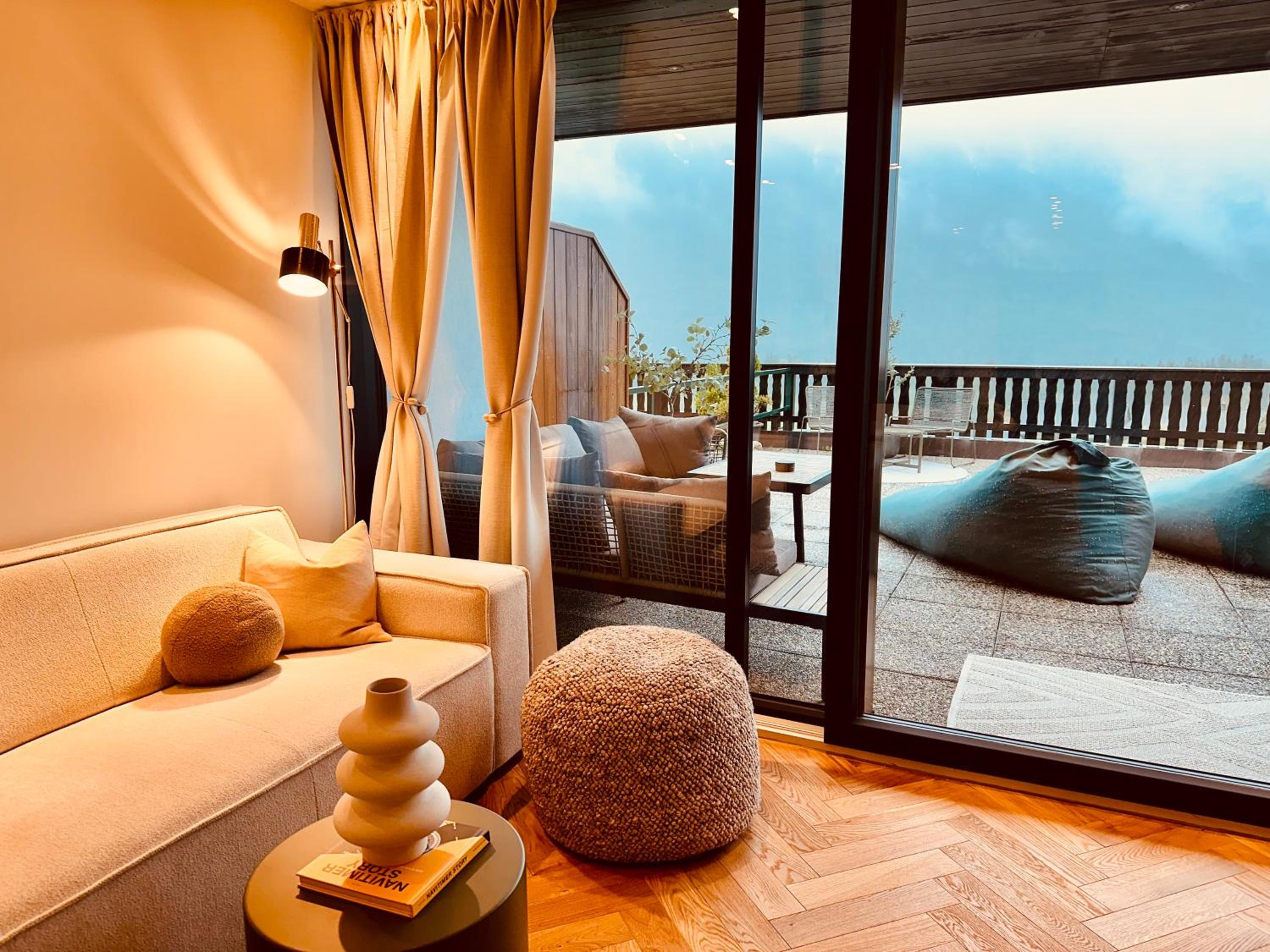 Das Alpenzeit Appartement mit Just Private Terrasse