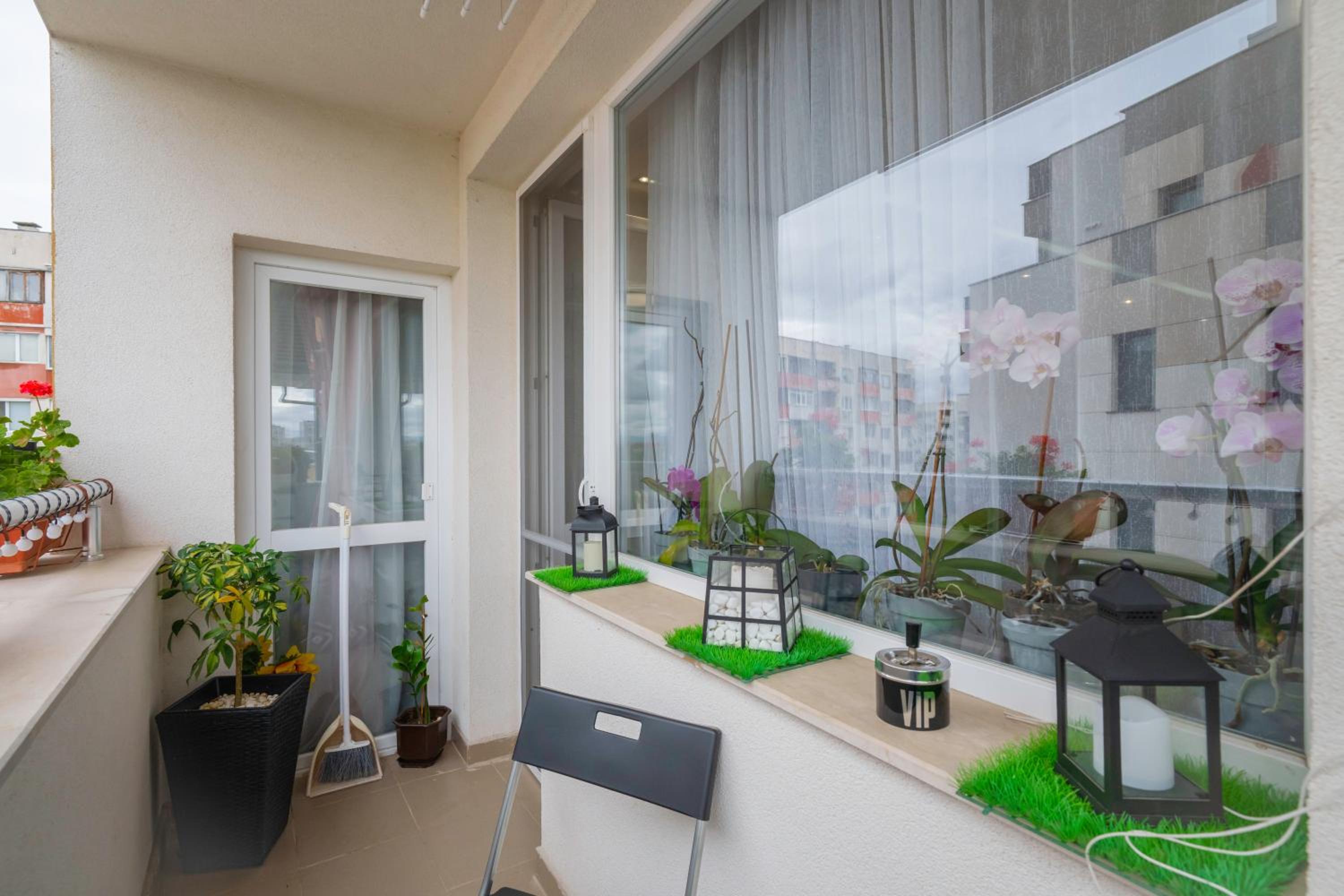 Feel Right at Home - Bright and Modern Apartment by Flat Mаnager