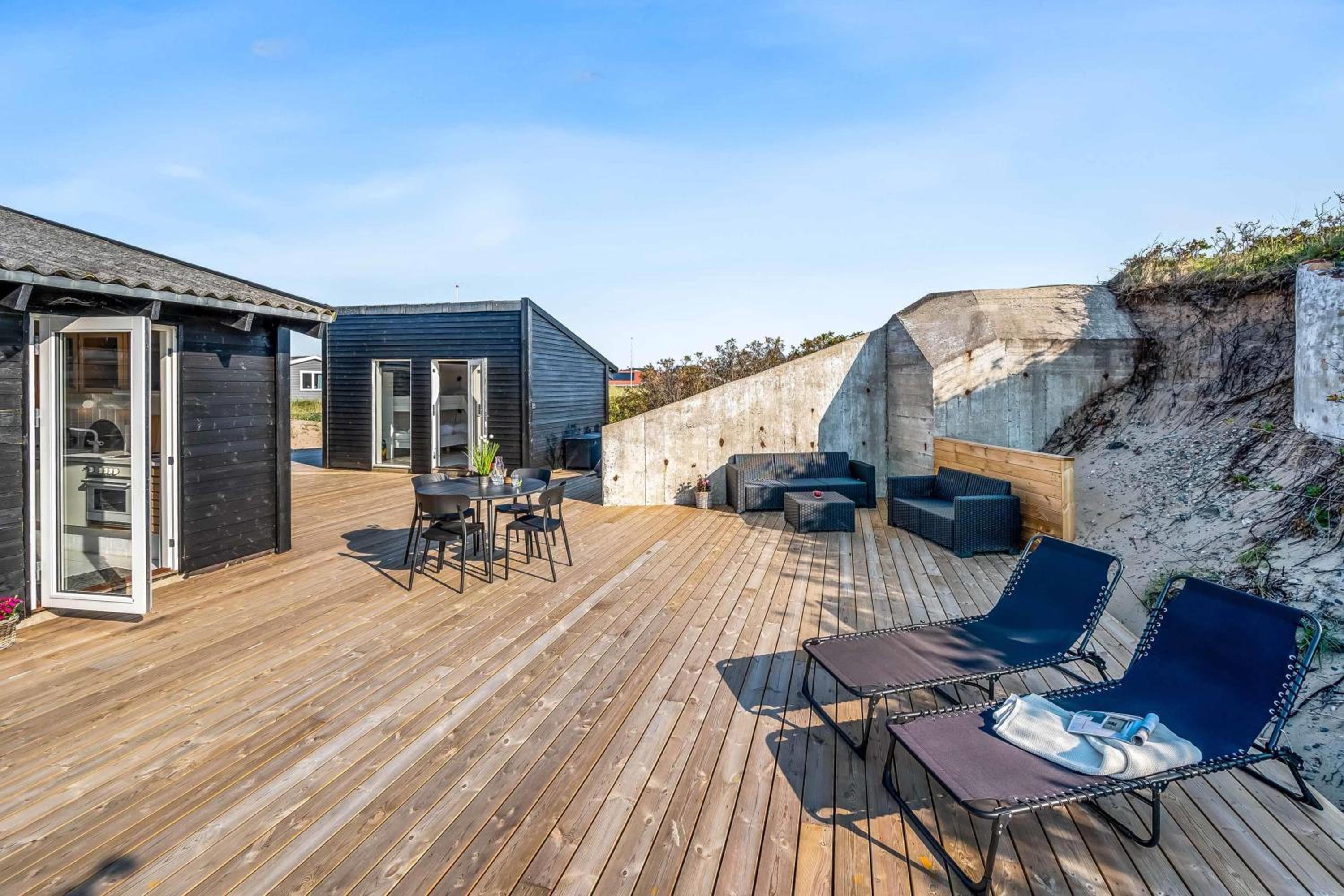 Beautiful Holiday Home In Sondervig