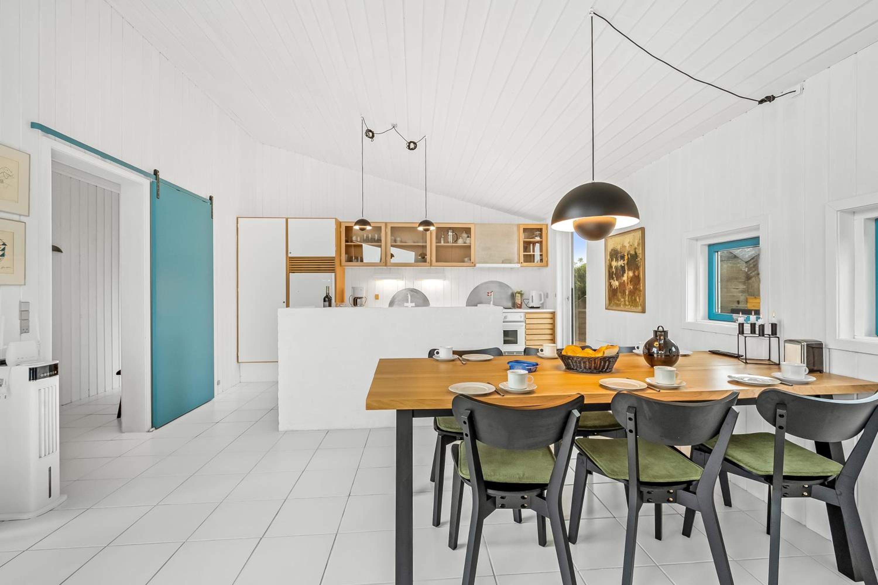 Beautiful Holiday Home In Sondervig