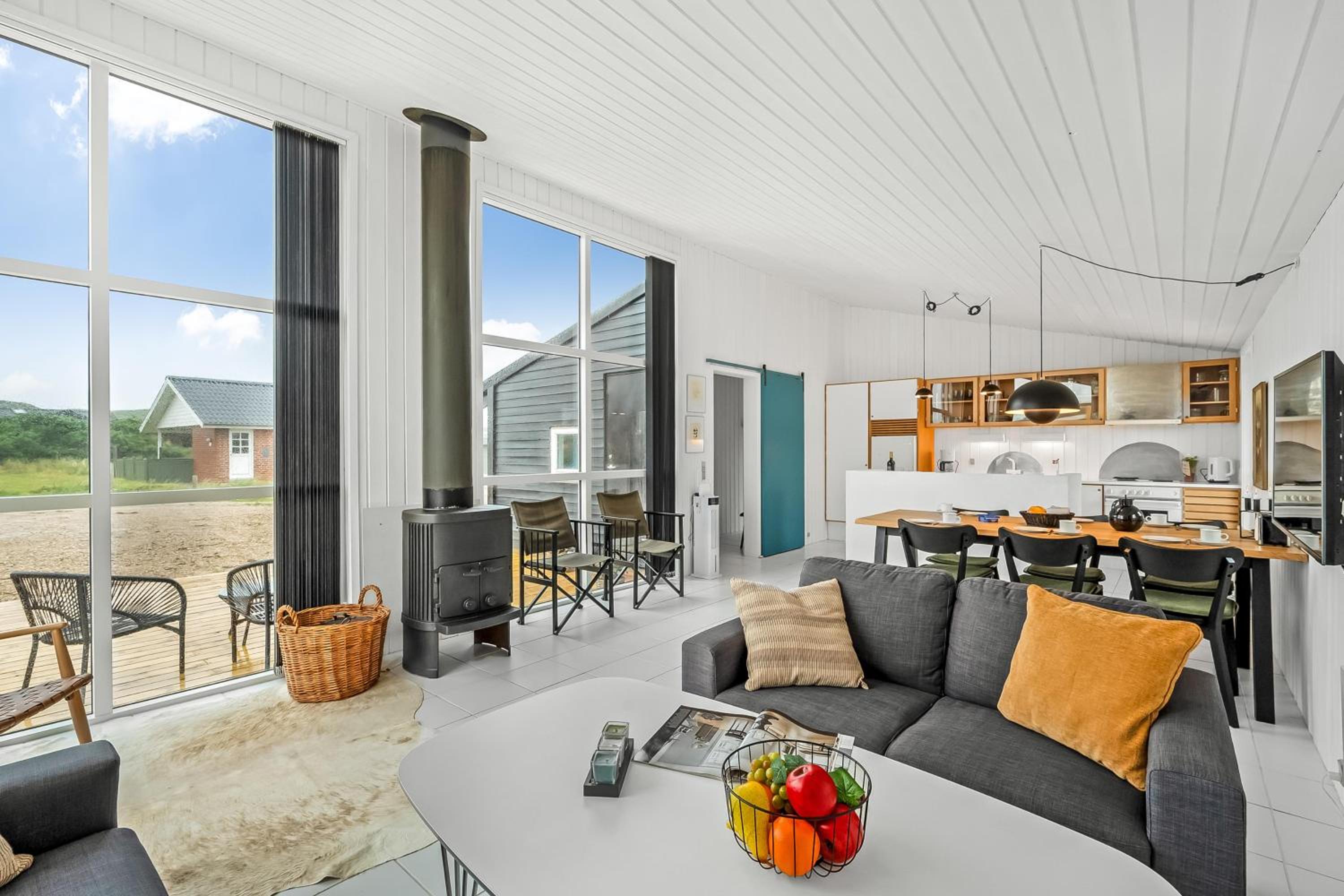 Beautiful Holiday Home In Sondervig