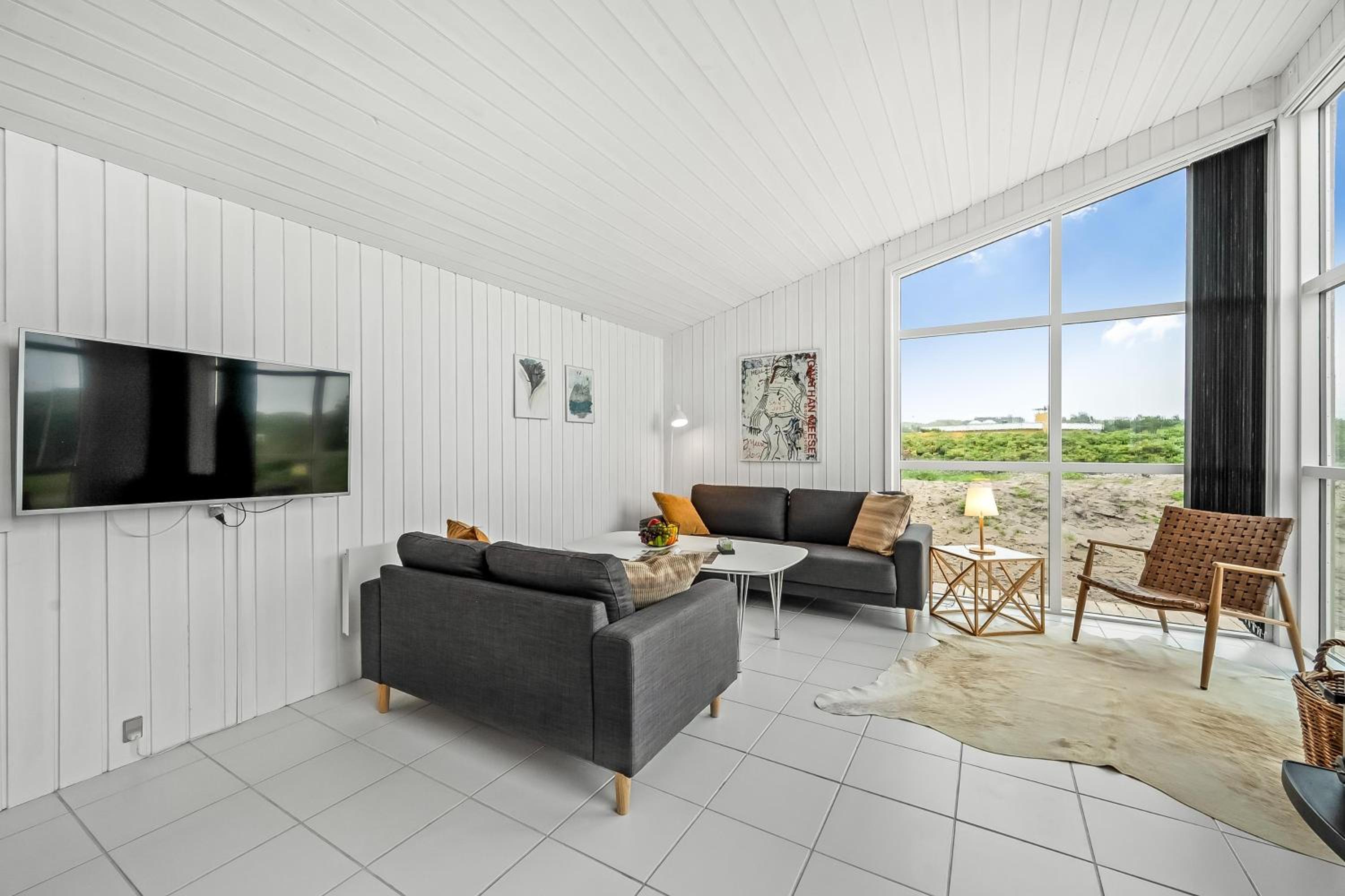 Beautiful Holiday Home In Sondervig