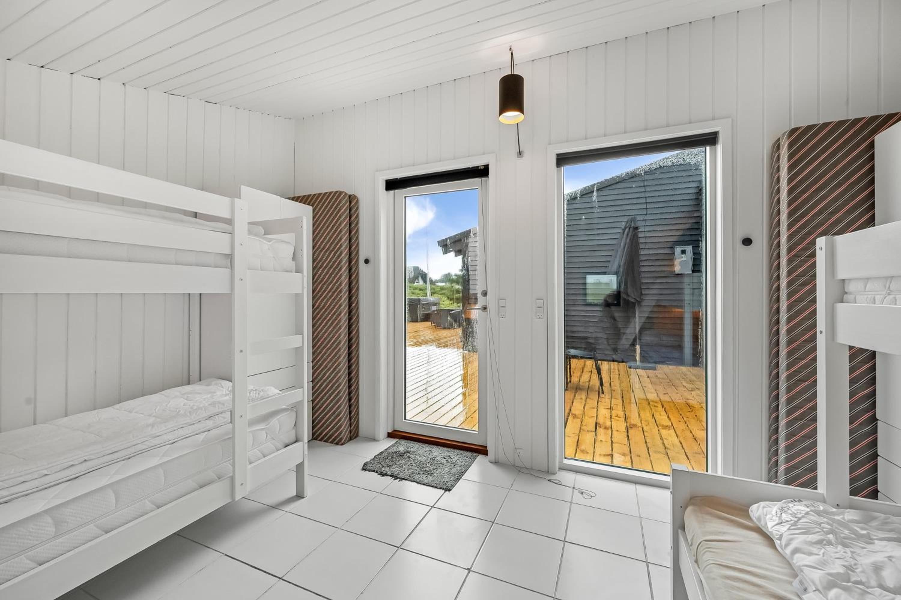 Beautiful Holiday Home In Sondervig