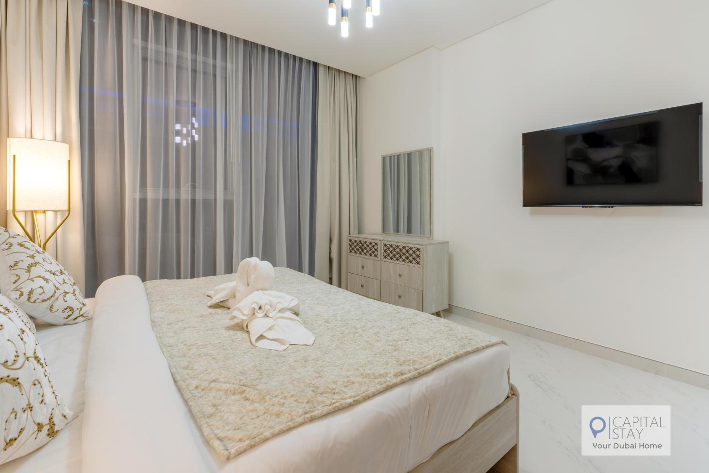 2 Bed Apt in District One Dubai - Lagoon Views