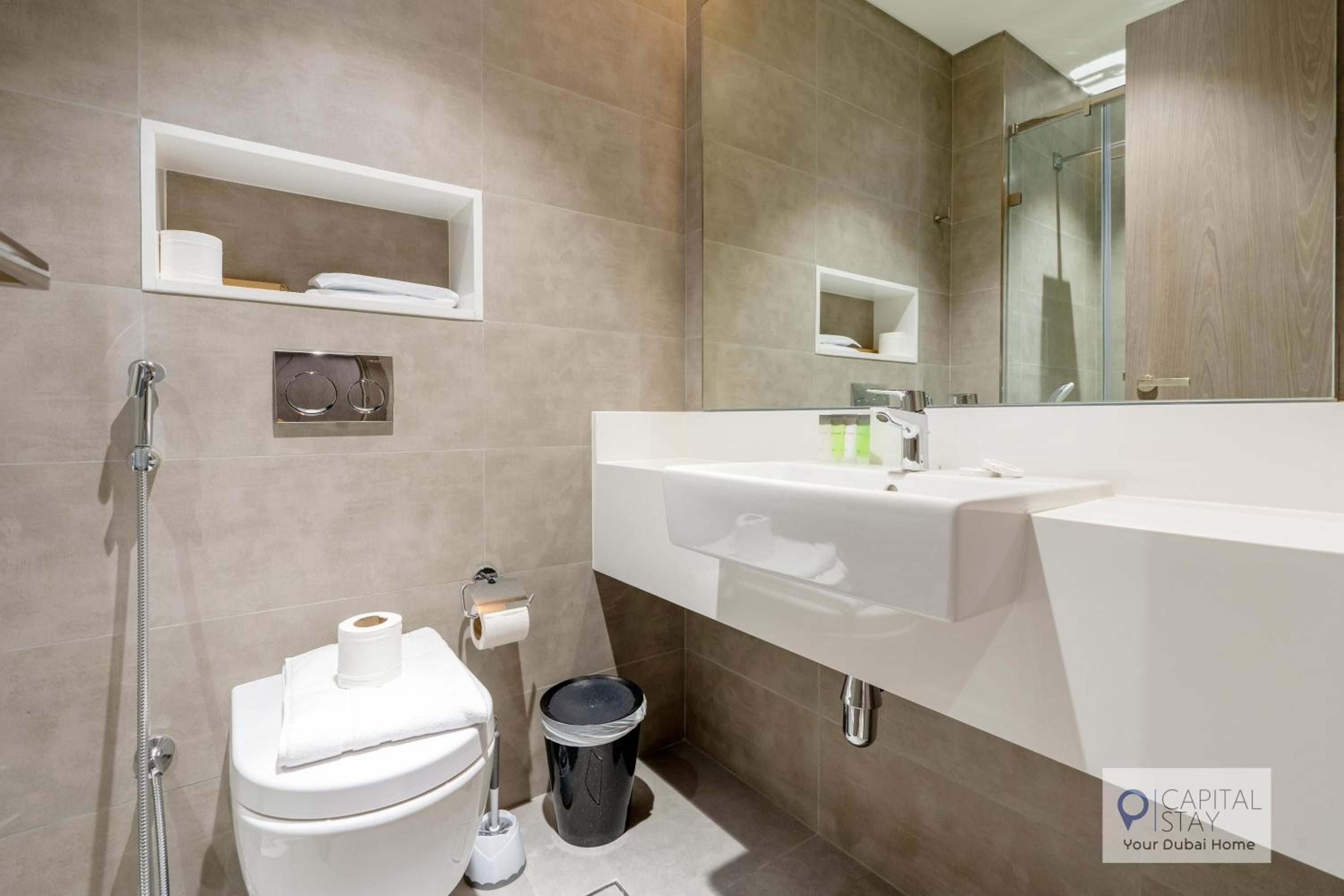 2 Bed Apt in District One Dubai - Lagoon Views