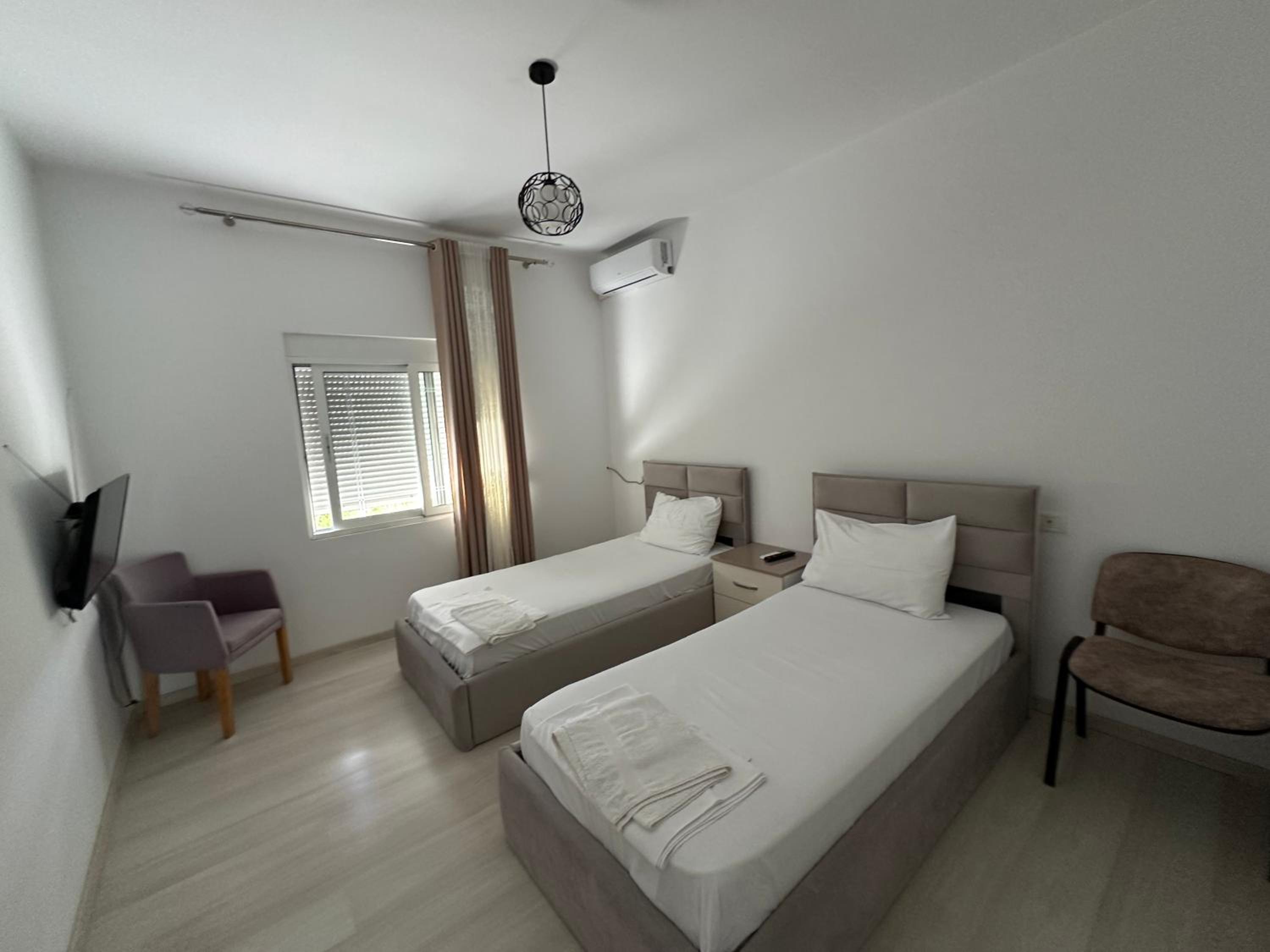 Agron Apartament