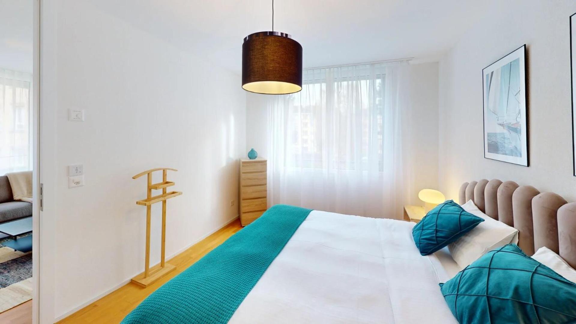 Lausanne City Center Apartments, Minutes Away from the Lake! AM53