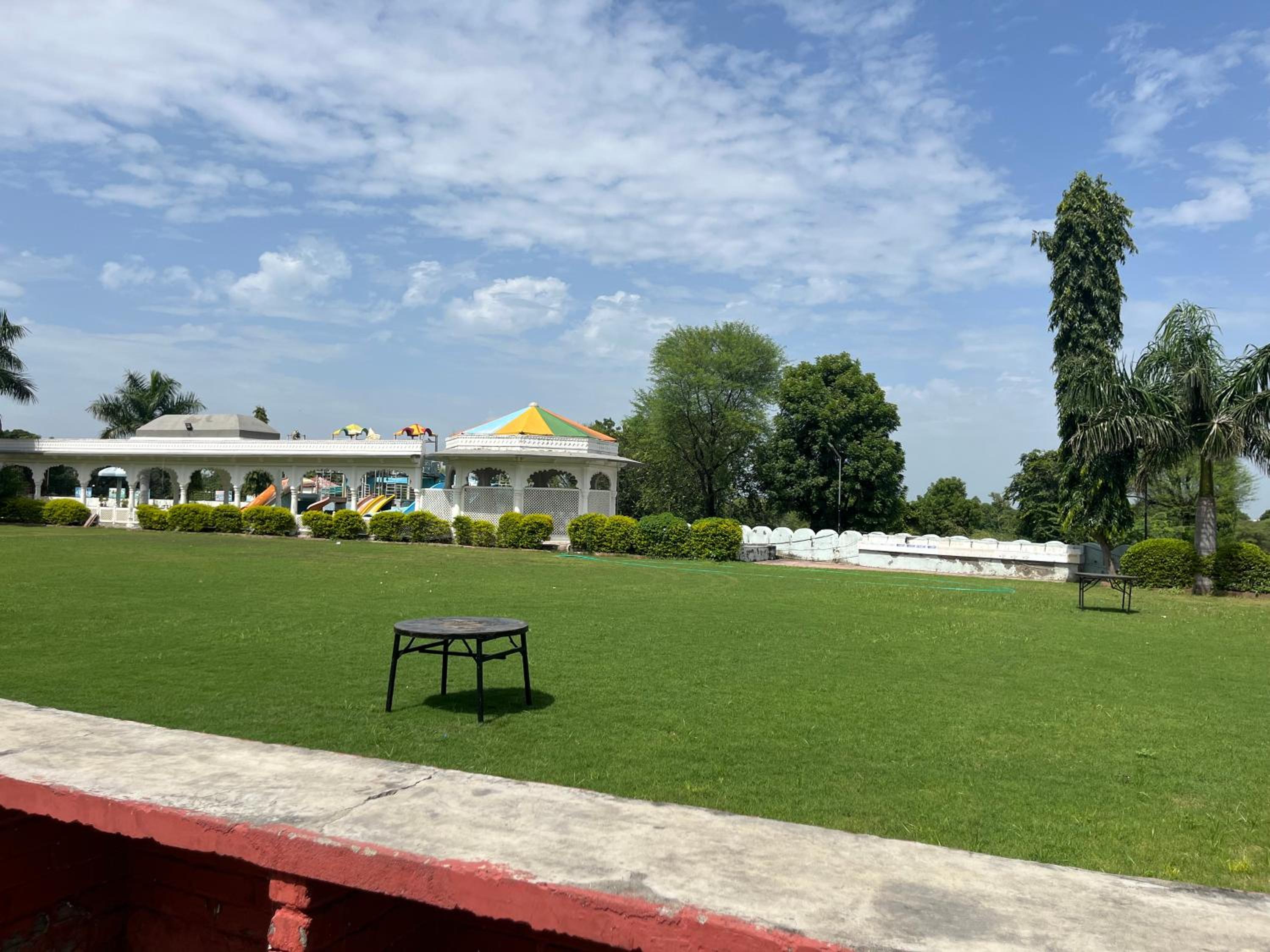 Shree Dwarkesh Resort I waterpark & SPA Shreenathji
