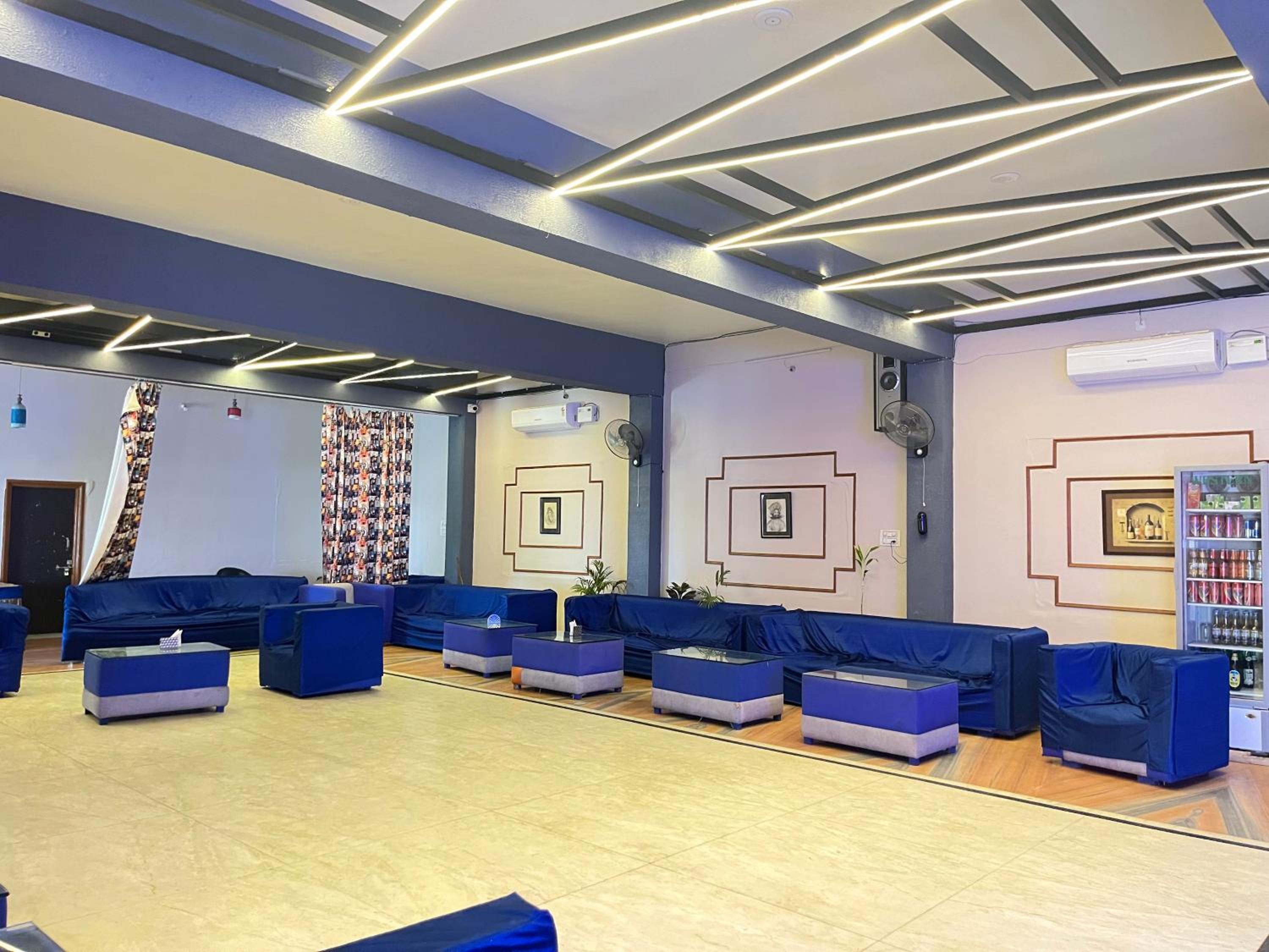 Shree Dwarkesh Resort I waterpark & SPA Shreenathji
