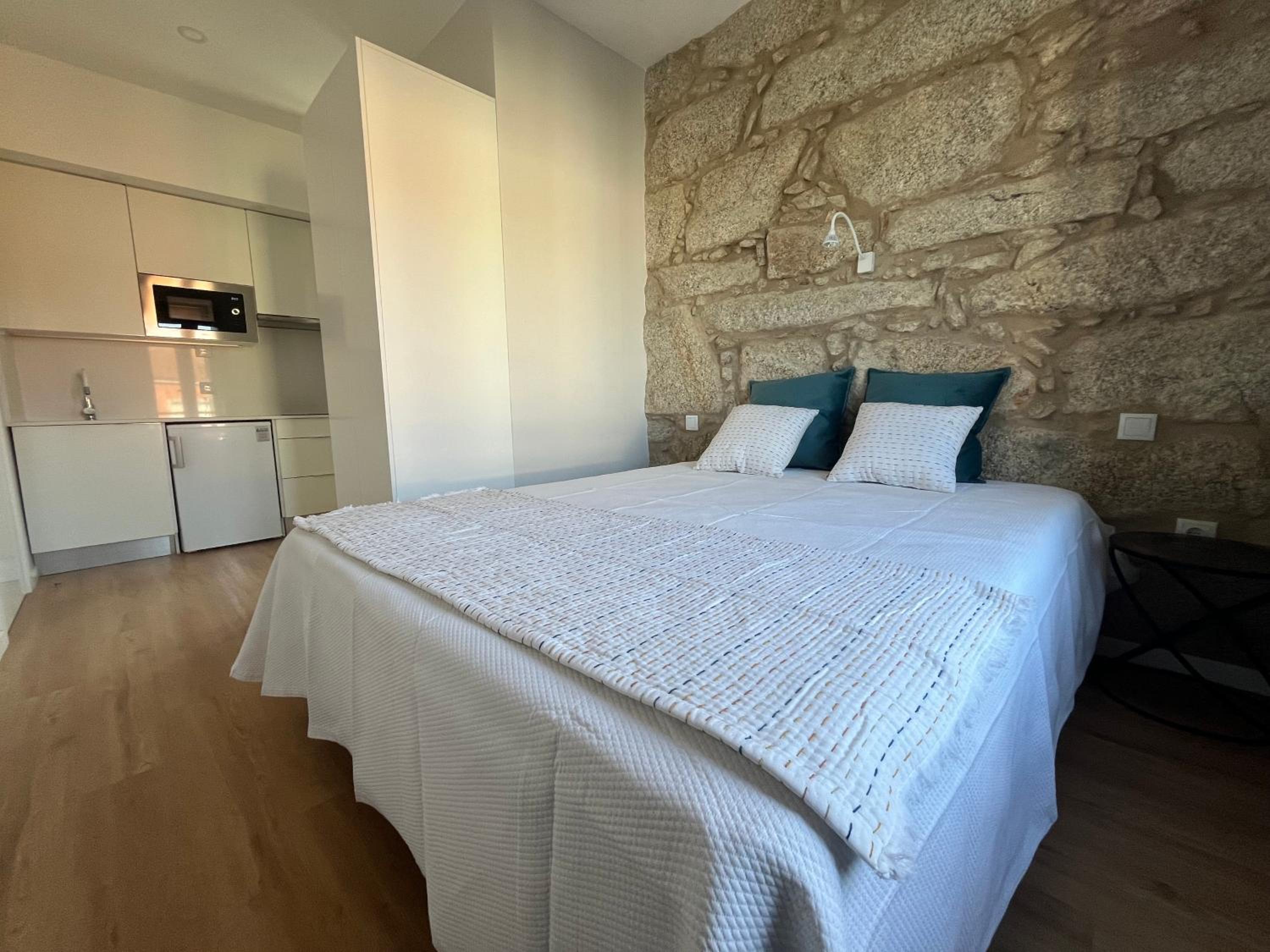 Ameixial Suites