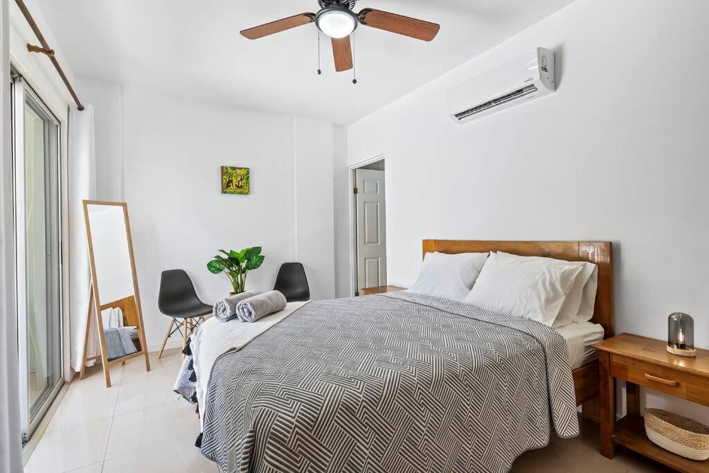 VVII2 2 bdrm with ensuite bathrms in centre of town