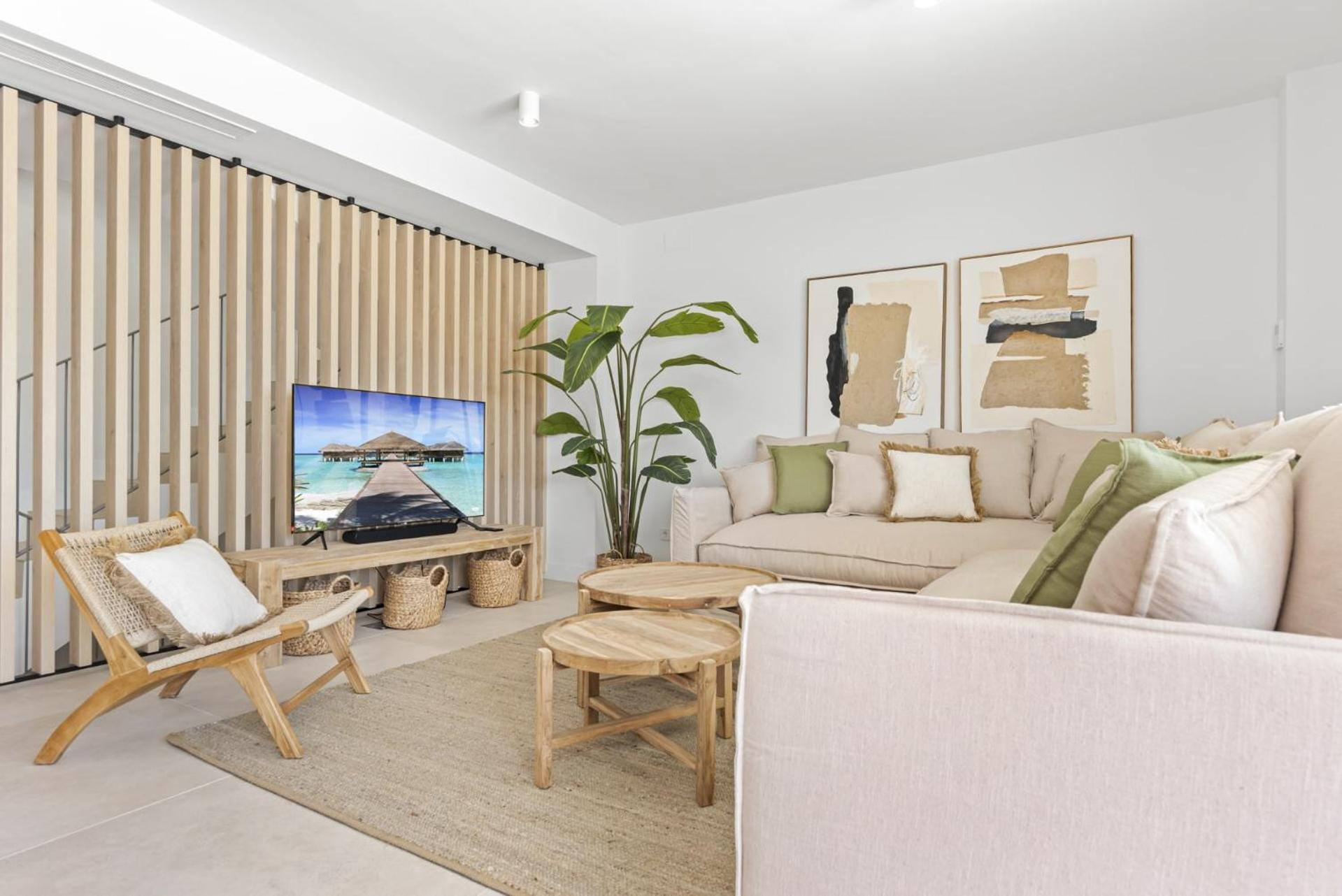 ViVi Homes - Marisol Pool, Sauna, Gym, Spa & Beach