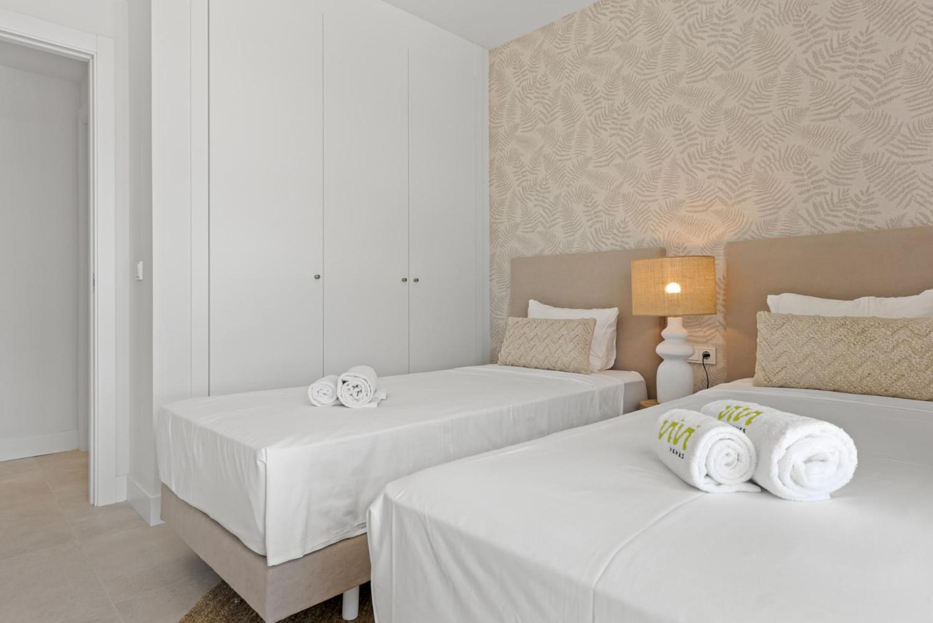 ViVi Homes - Marisol Pool, Sauna, Gym, Spa & Beach
