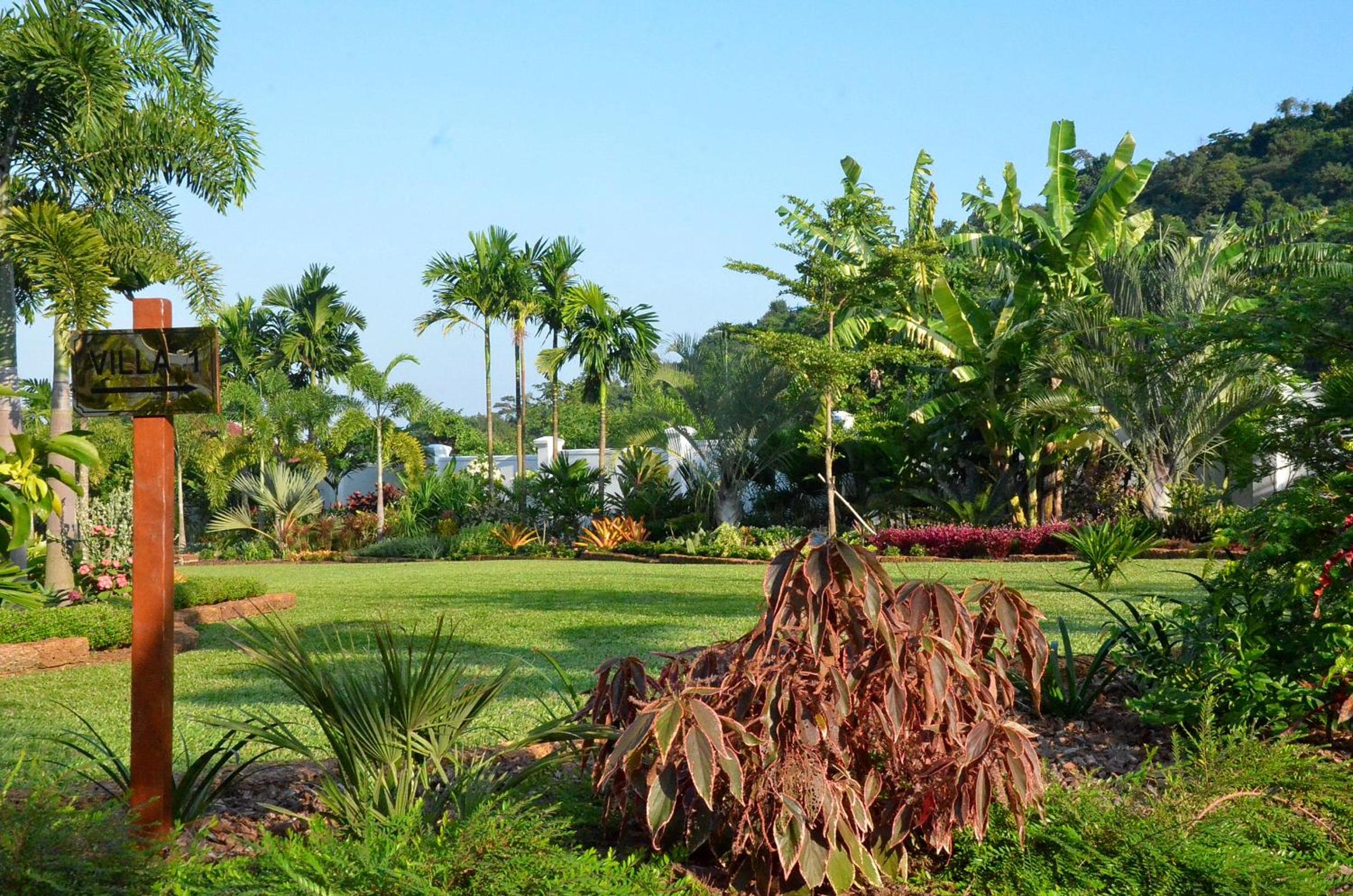 Cominsia Lodge