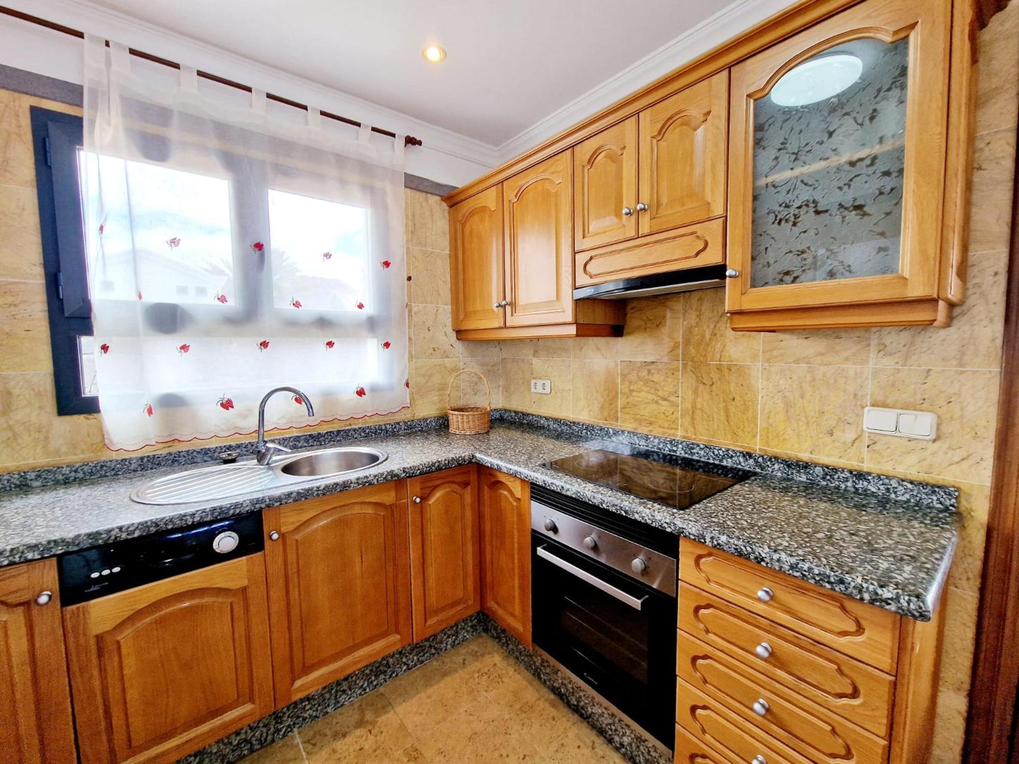 Casa Vacacional Anna, piscina privada climatizada