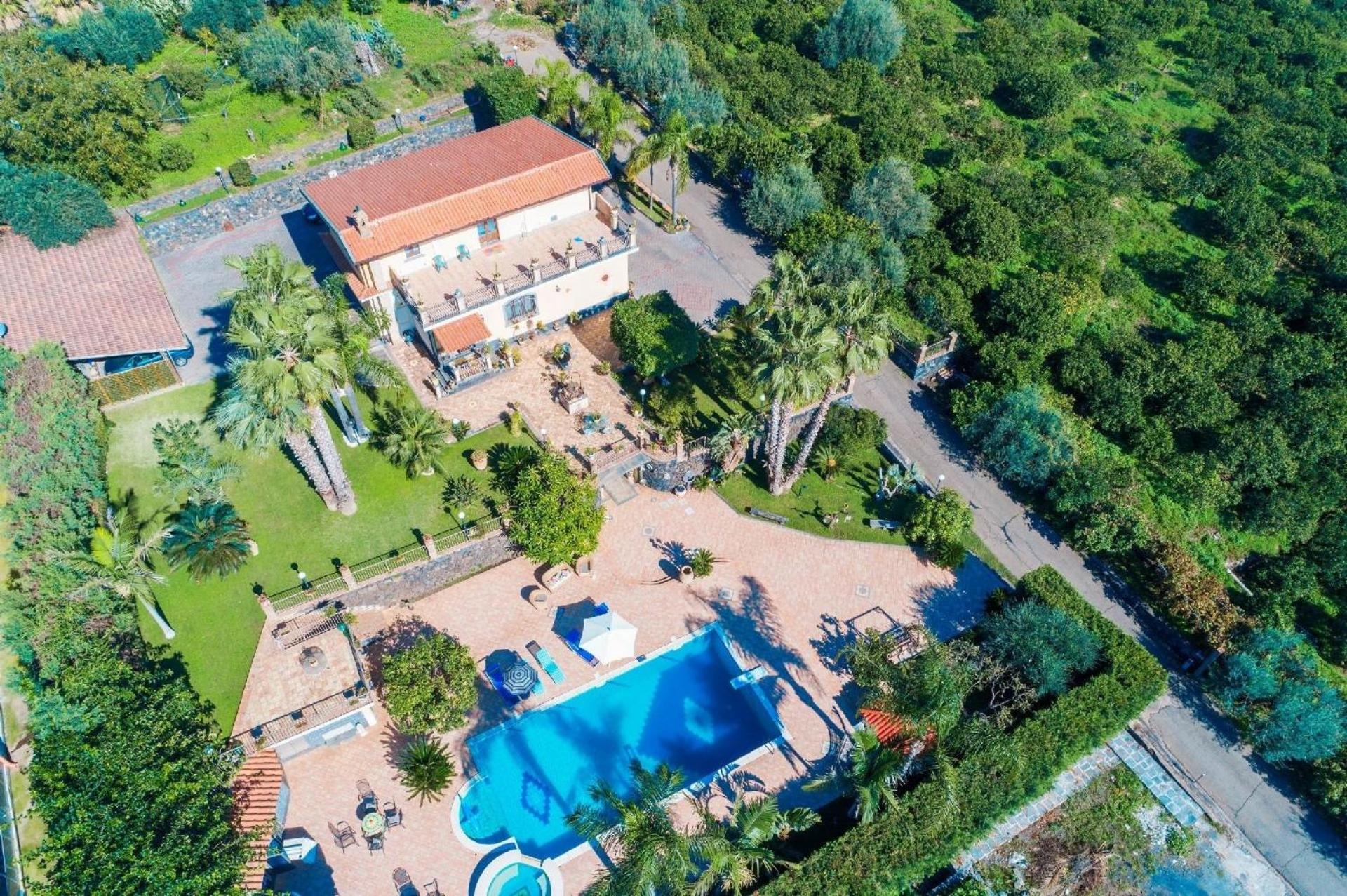 Ferienhaus für 10 Personen in Fiuefreddo di Sicilia, Sizilien Ostküste von Sizilien view 3