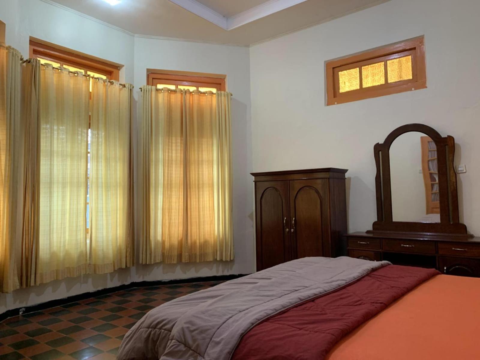 PONDOK SITI RAWIYAH Guest House view 2