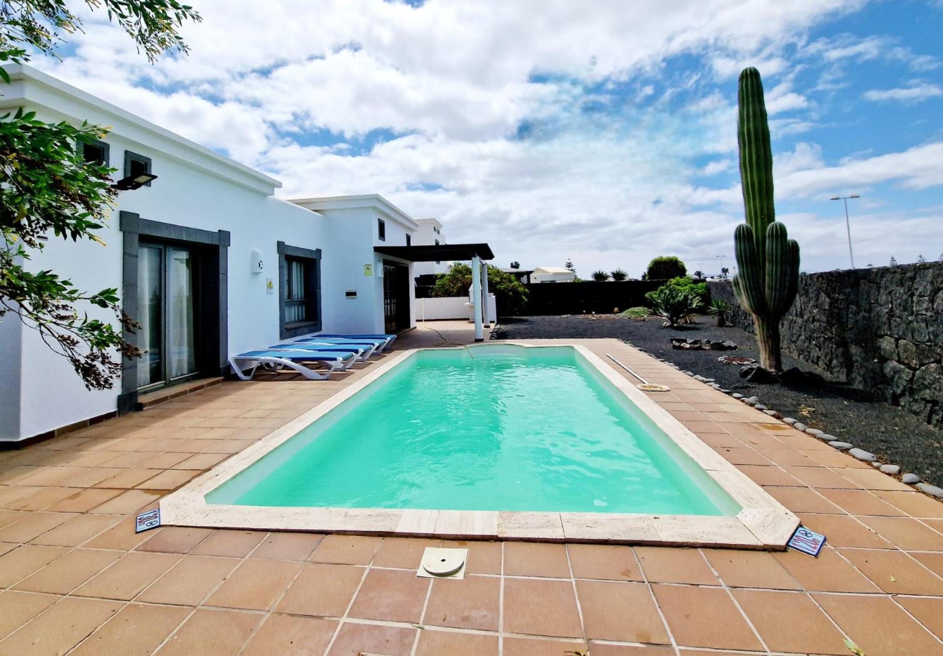 Casa Vacacional Anna, piscina privada climatizada