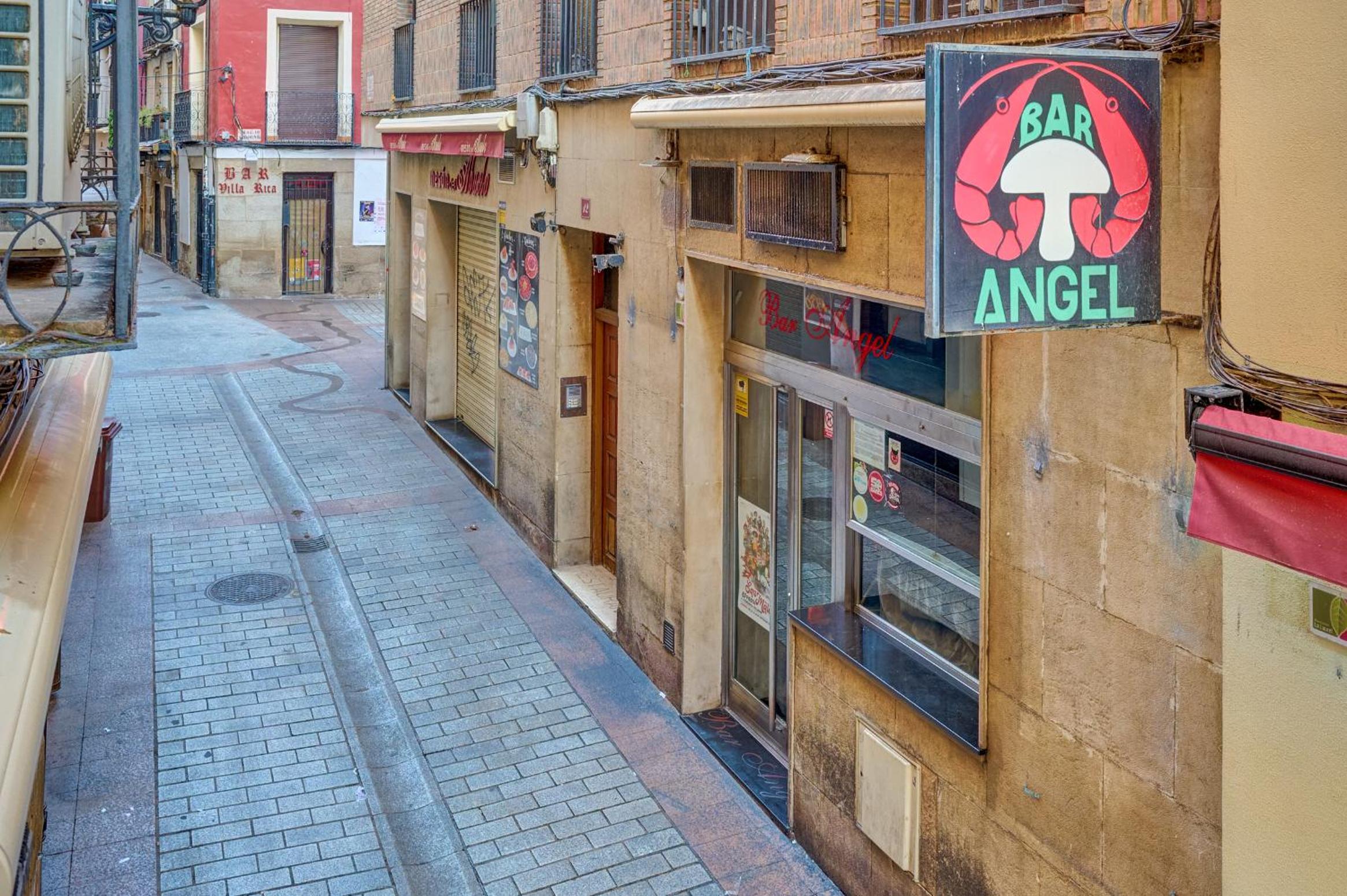 Balcón de Laurel by Clabao