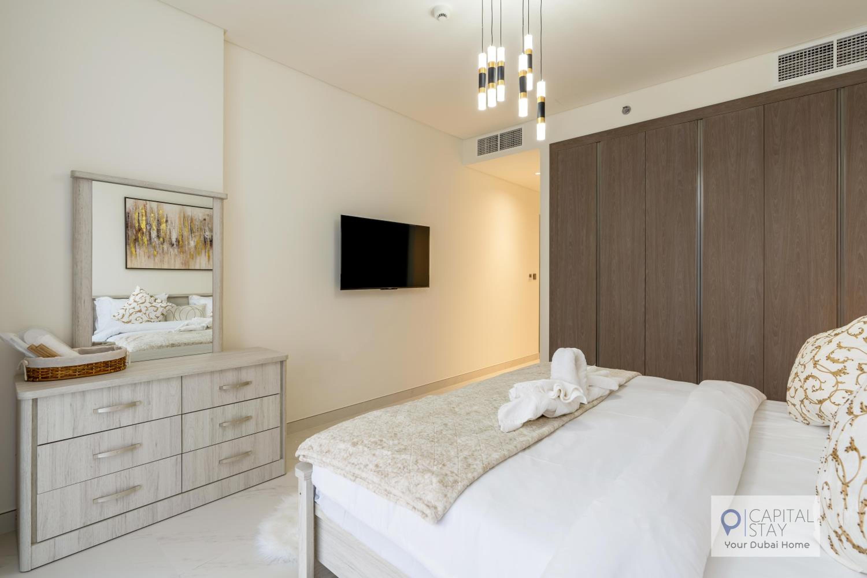 2 Bed Apt in District One Dubai - Lagoon Views