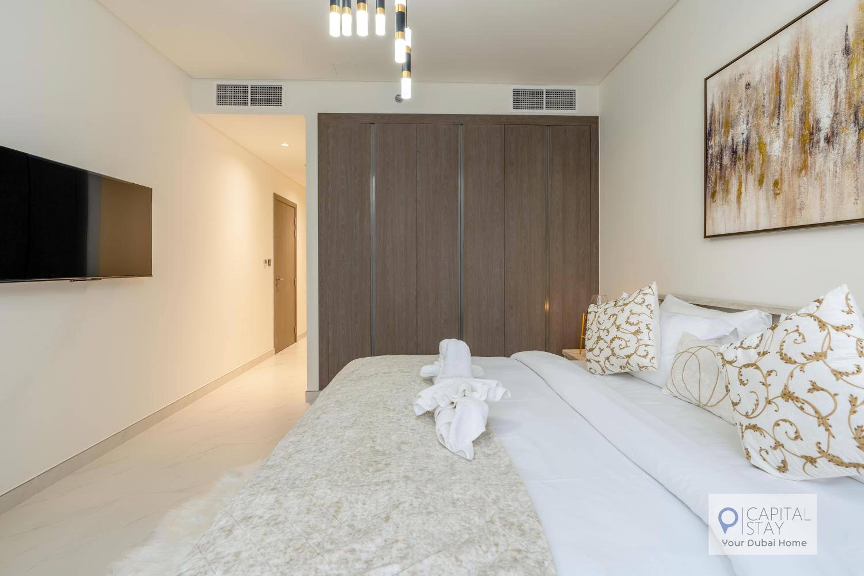 2 Bed Apt in District One Dubai - Lagoon Views