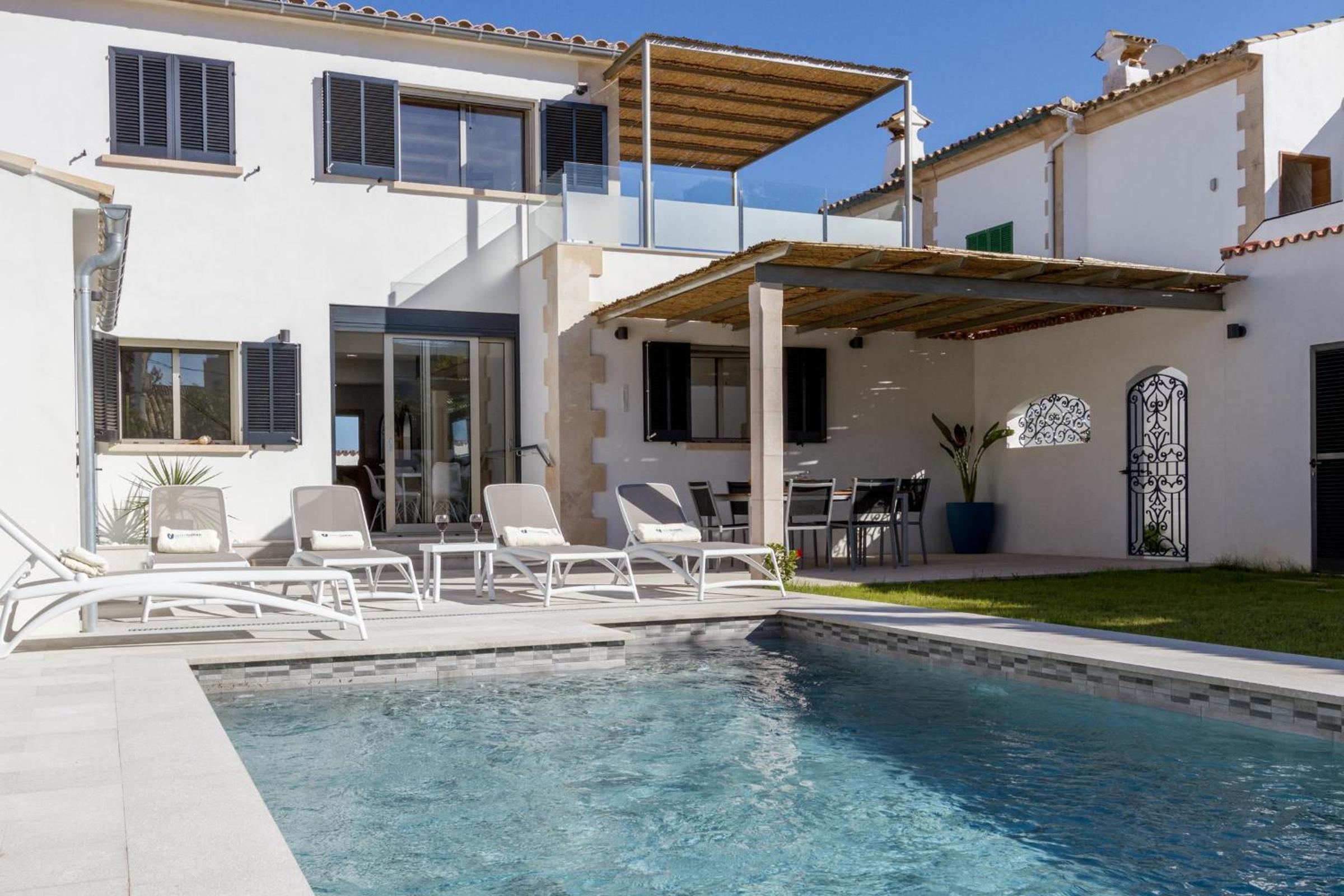 Villa Holland 7pax view 4