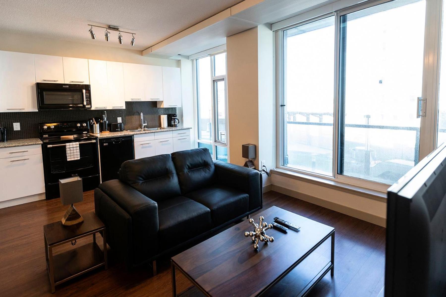 Mayfair Luxe Suites Premium by Corporate Stays