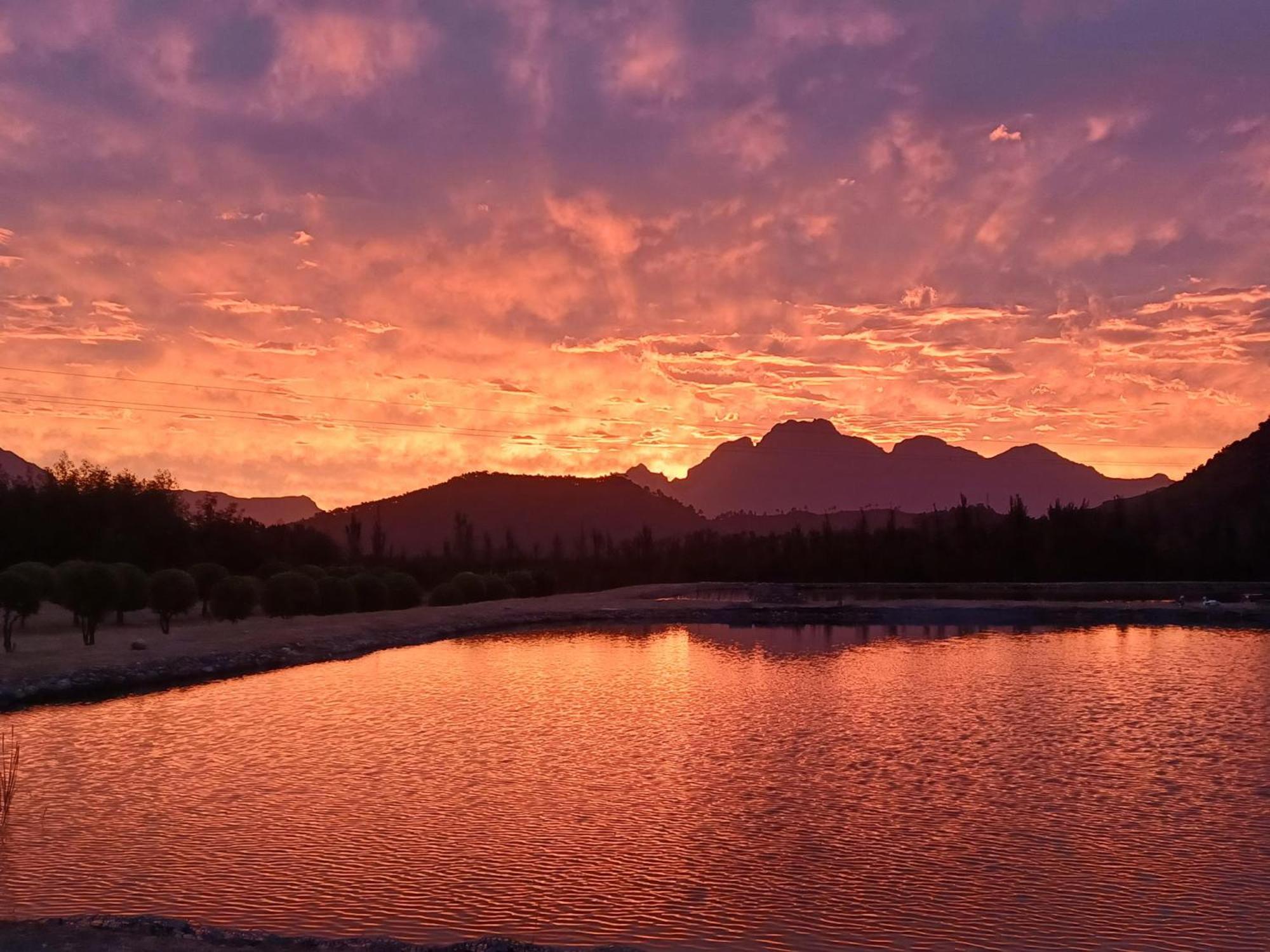 La Ferme Guest Farm - Hot Tubs - Fishing view 4