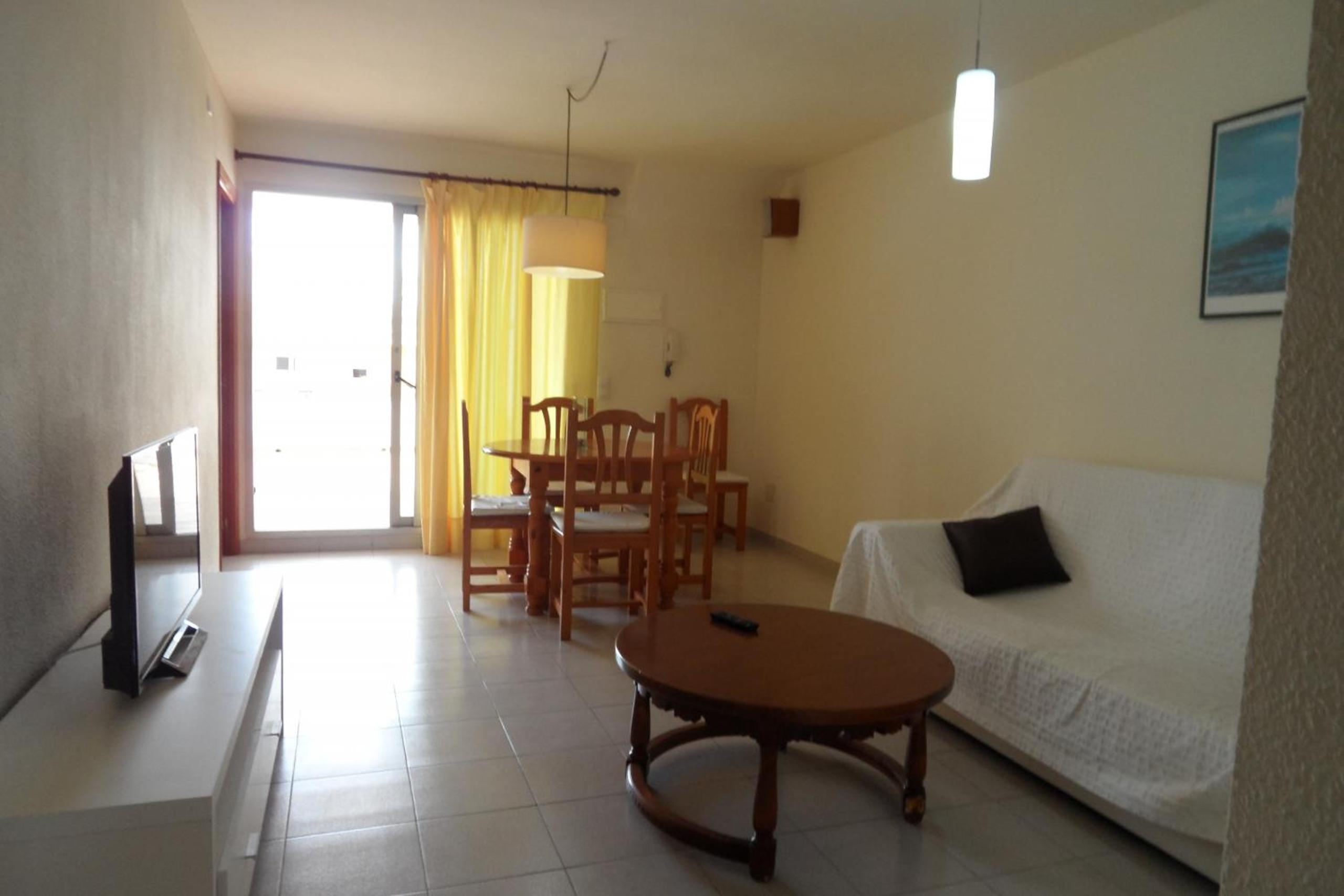 Voramar Serviplaya Solo Familias